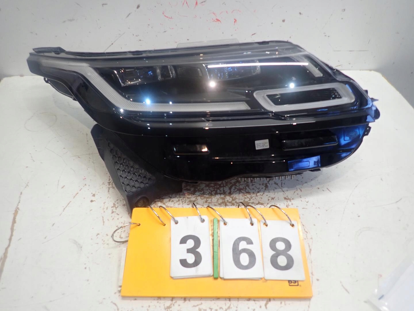 Lampa przód prawa RANGE ROVER VELAR 17- FULL LED Strona zabudowy prawa