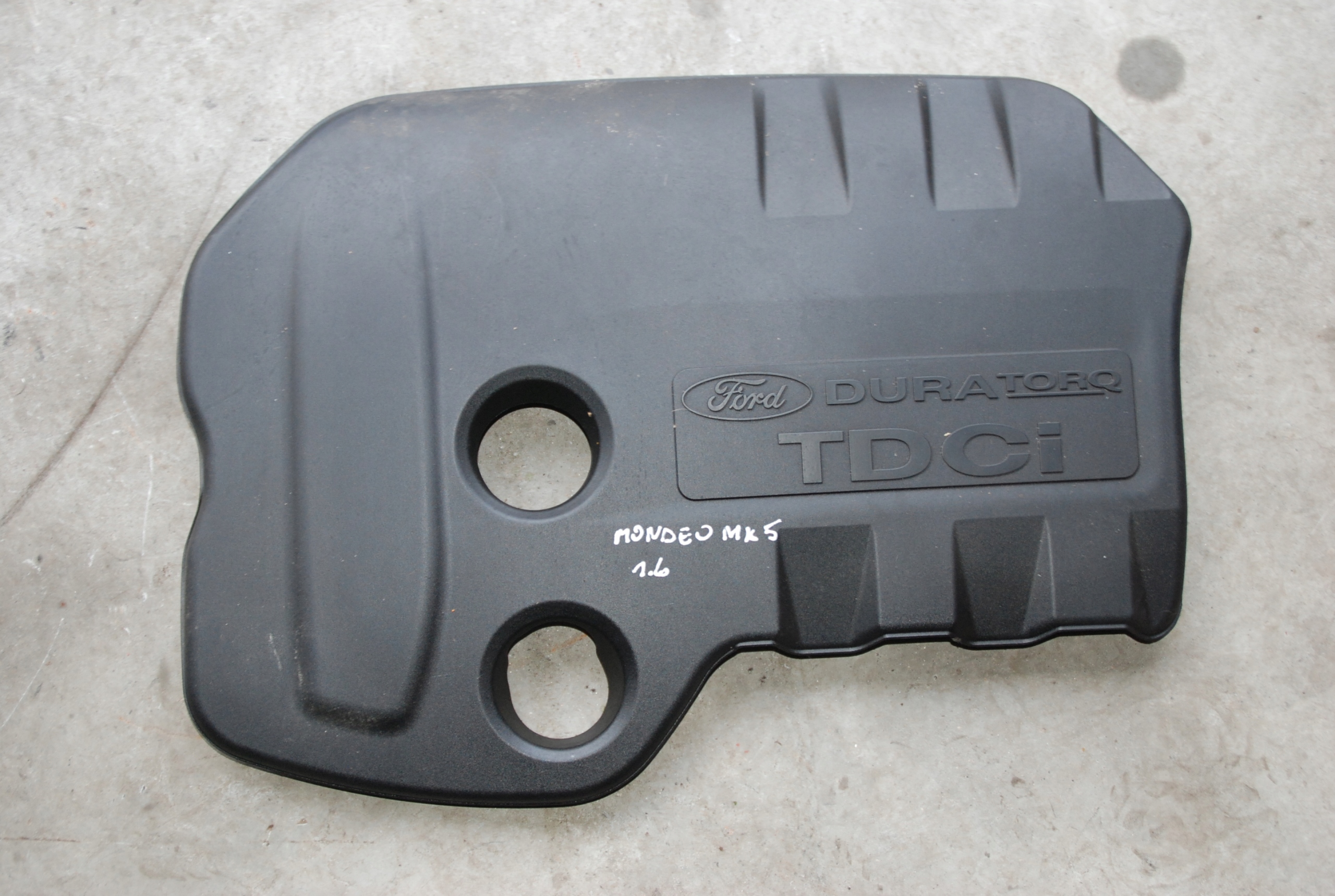 CV6Q-6N041-AE - MONDEO MK5 1.6 ВЕРХНЯЯ КРЫШКА ДВИГАТЕЛЯ