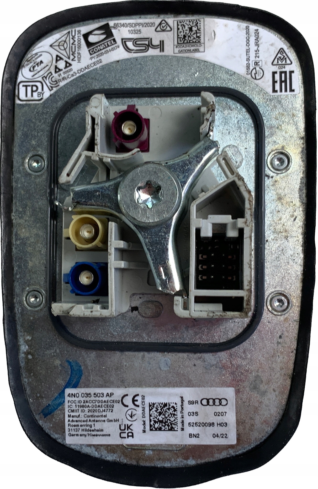 ANTENA DACH AKTYWNA GPS AUDI 4N0035503AP