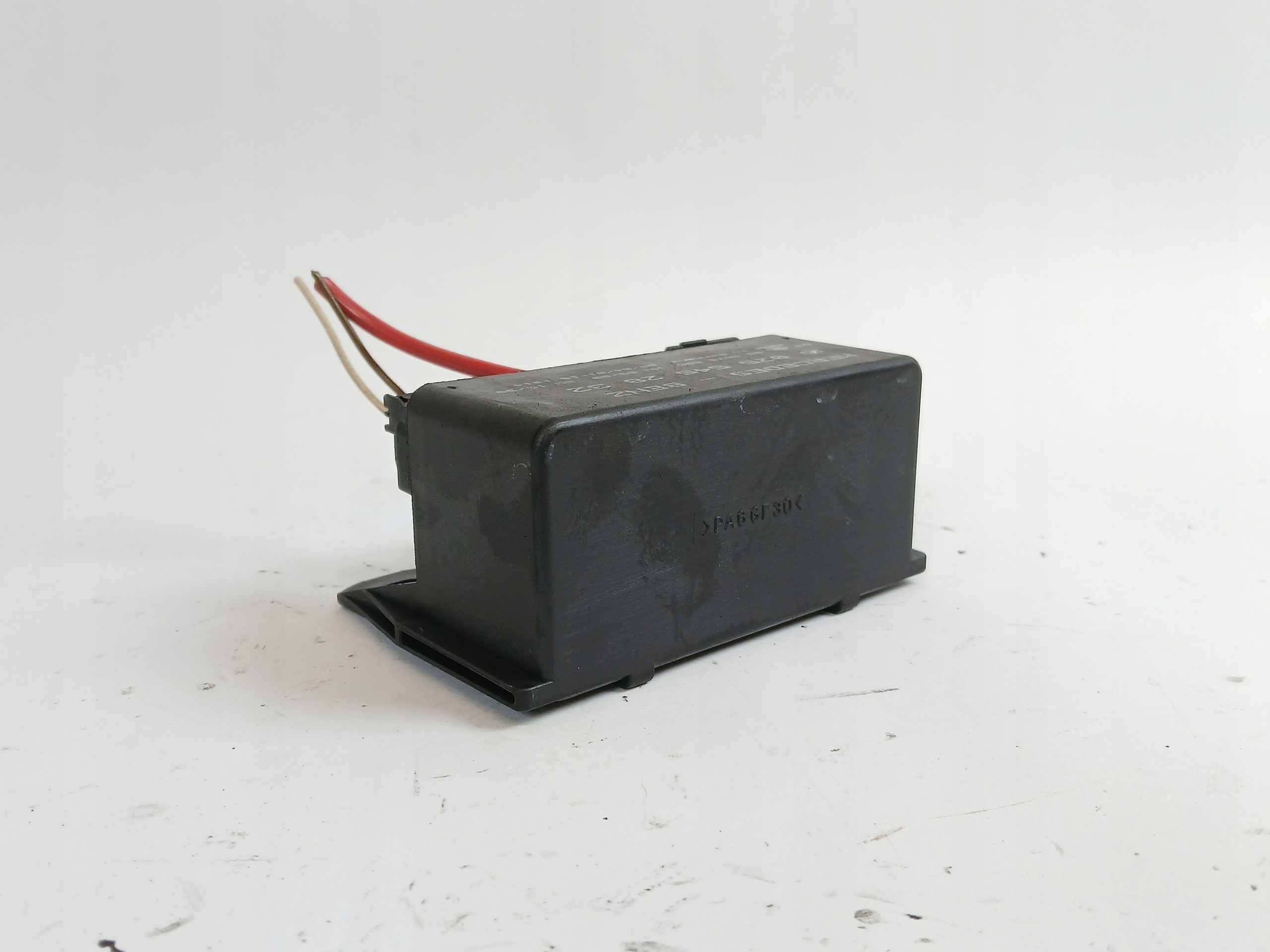 MERCEDES W203 relay plugs A0255452832