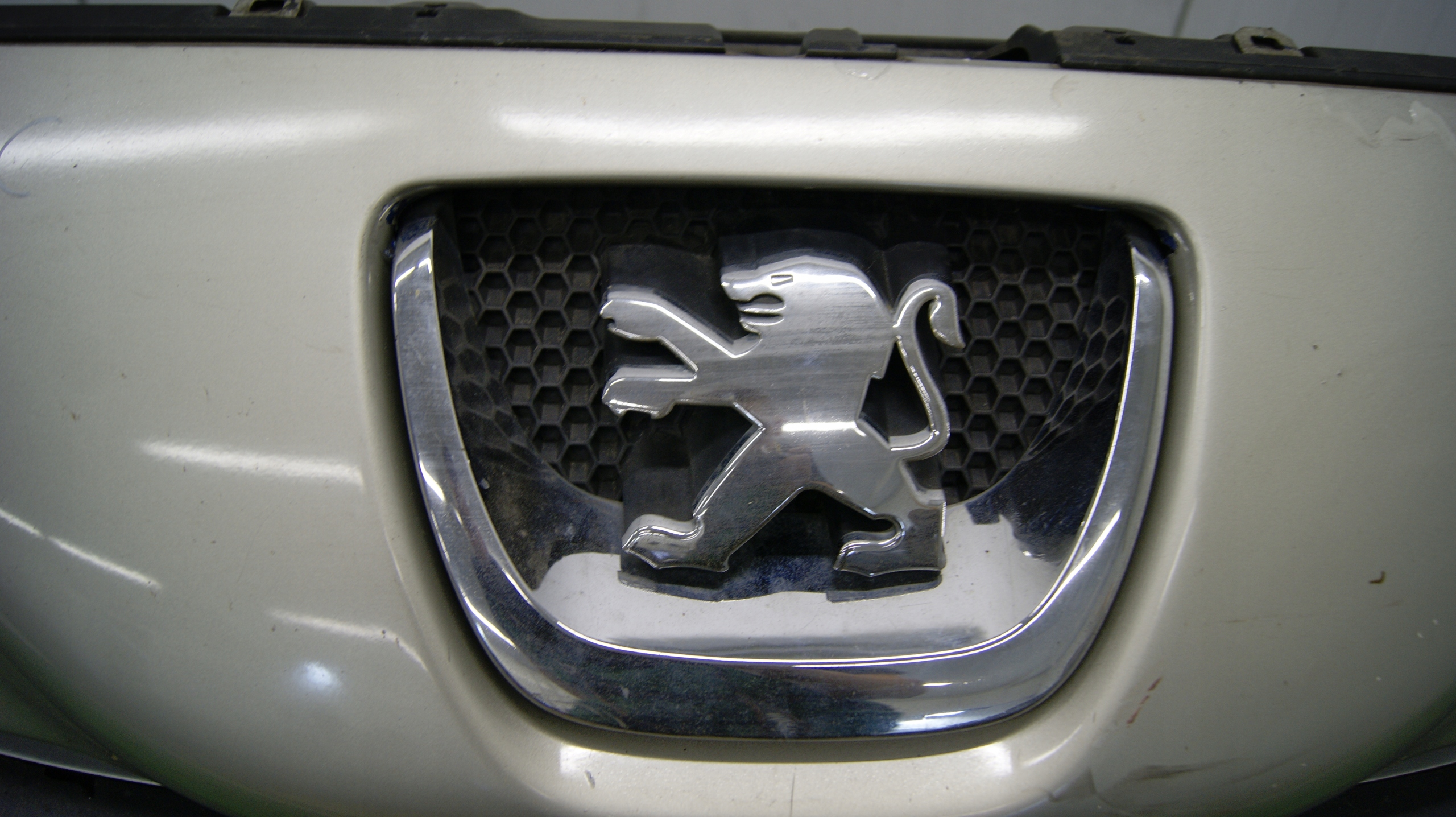 bumper front front PEUGEOT 308 KOD ETSC
