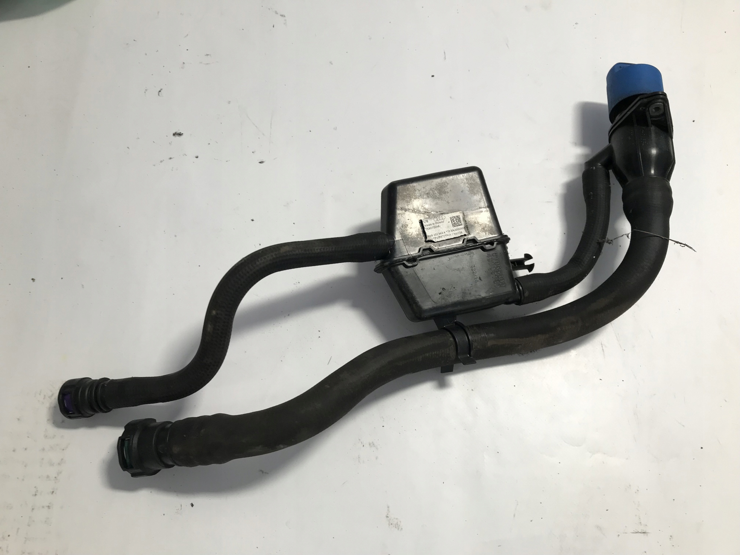 8W6131963A - Кабель труба AdBlue AUDI A5 II 8W0 16-