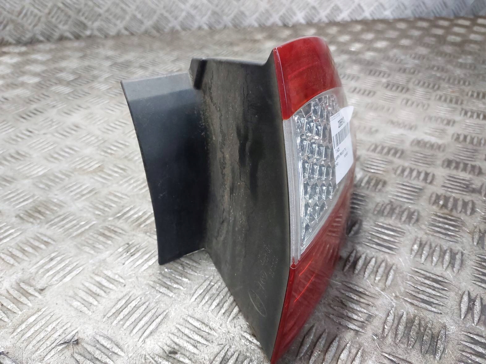 light right rear part FORD MONDEO MK4 D8
