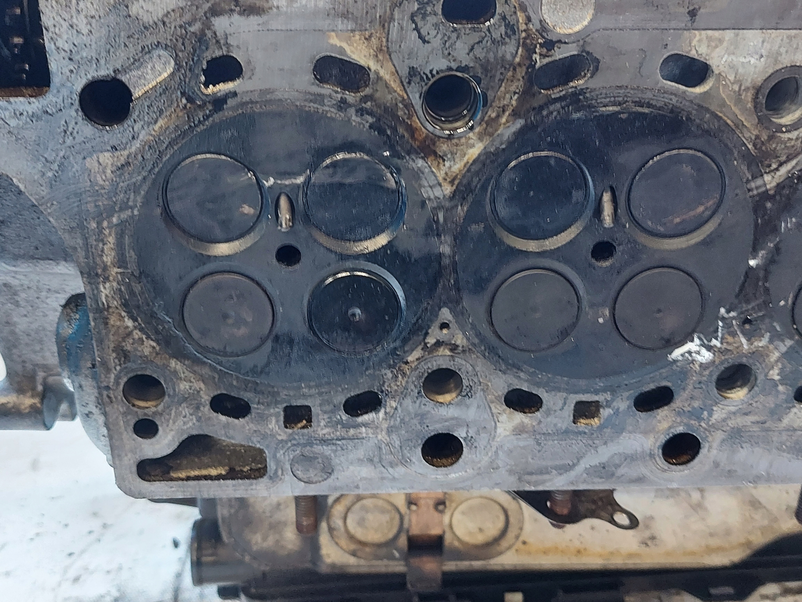 head. BMW E87 M47 2.0 TD 7781212.05