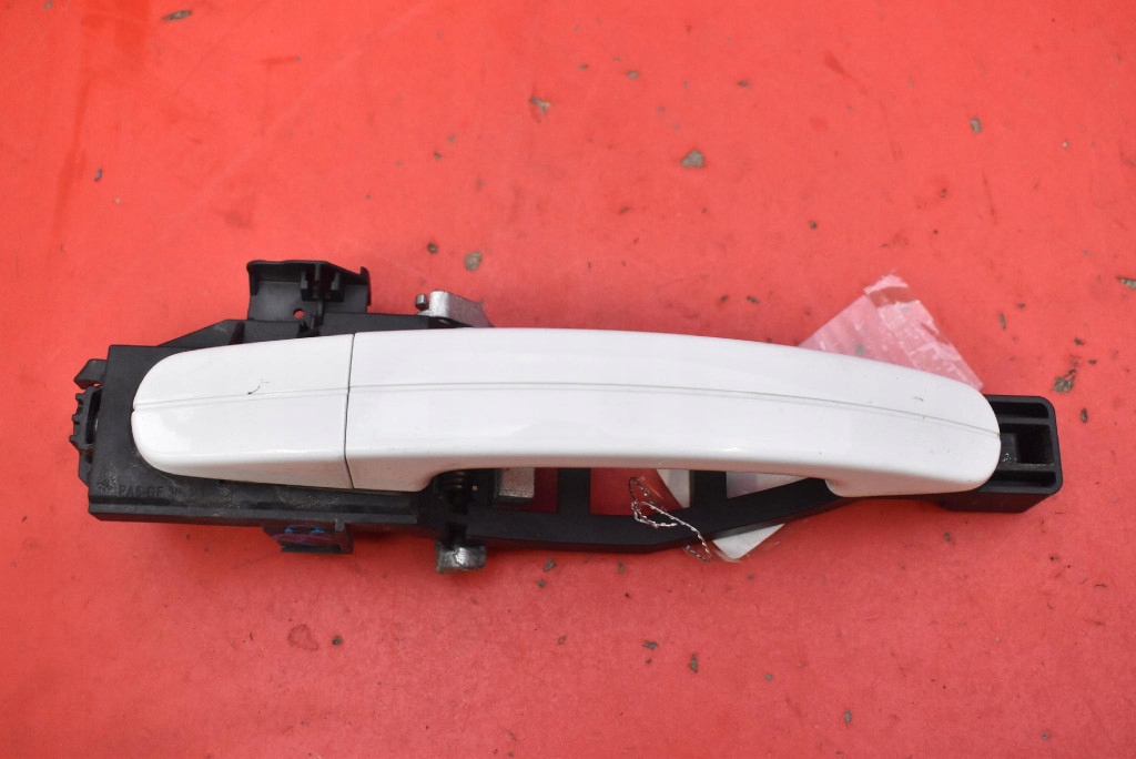 handle right front front 5A 3M51-R224A36-AE/BF FORD C-MAX MK2 II 10-15