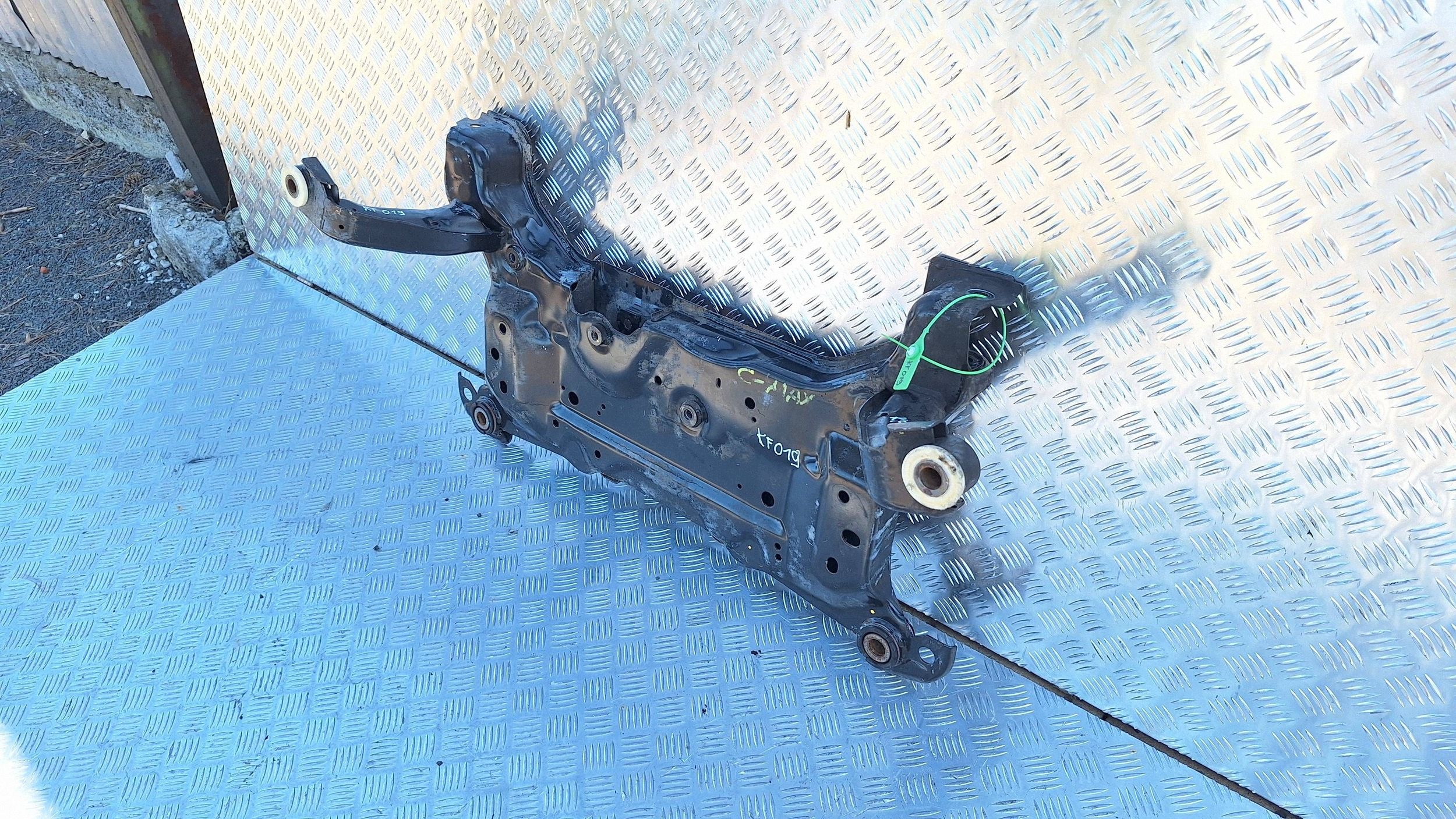 axle beam subframe axle beam front AV61-5019-CE FORD FOCUS MK3 C-MAX MK2