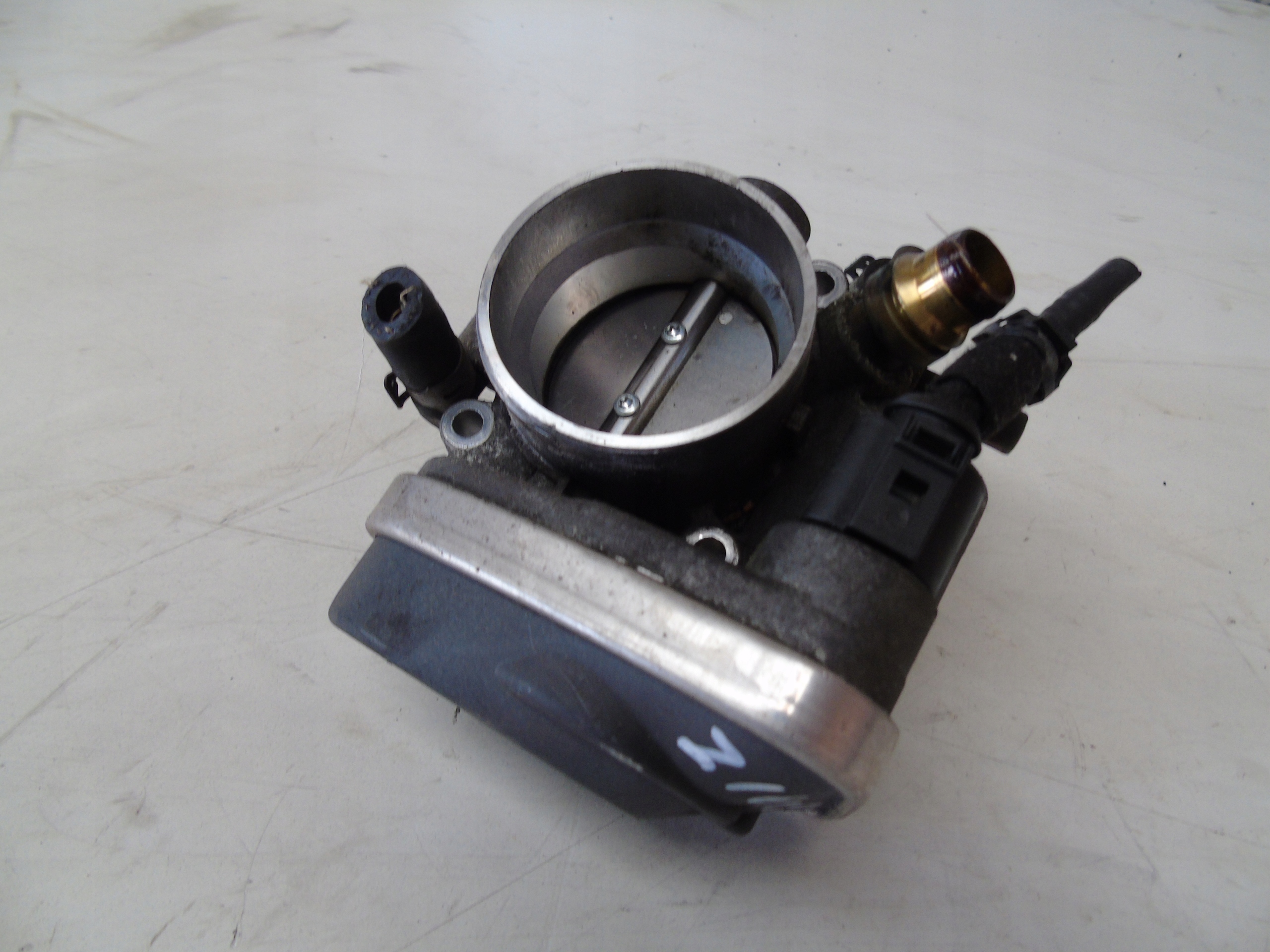 ДРОССЕЛЬНАЯ ЗАСЛОНКА 55560398 opel Astra H