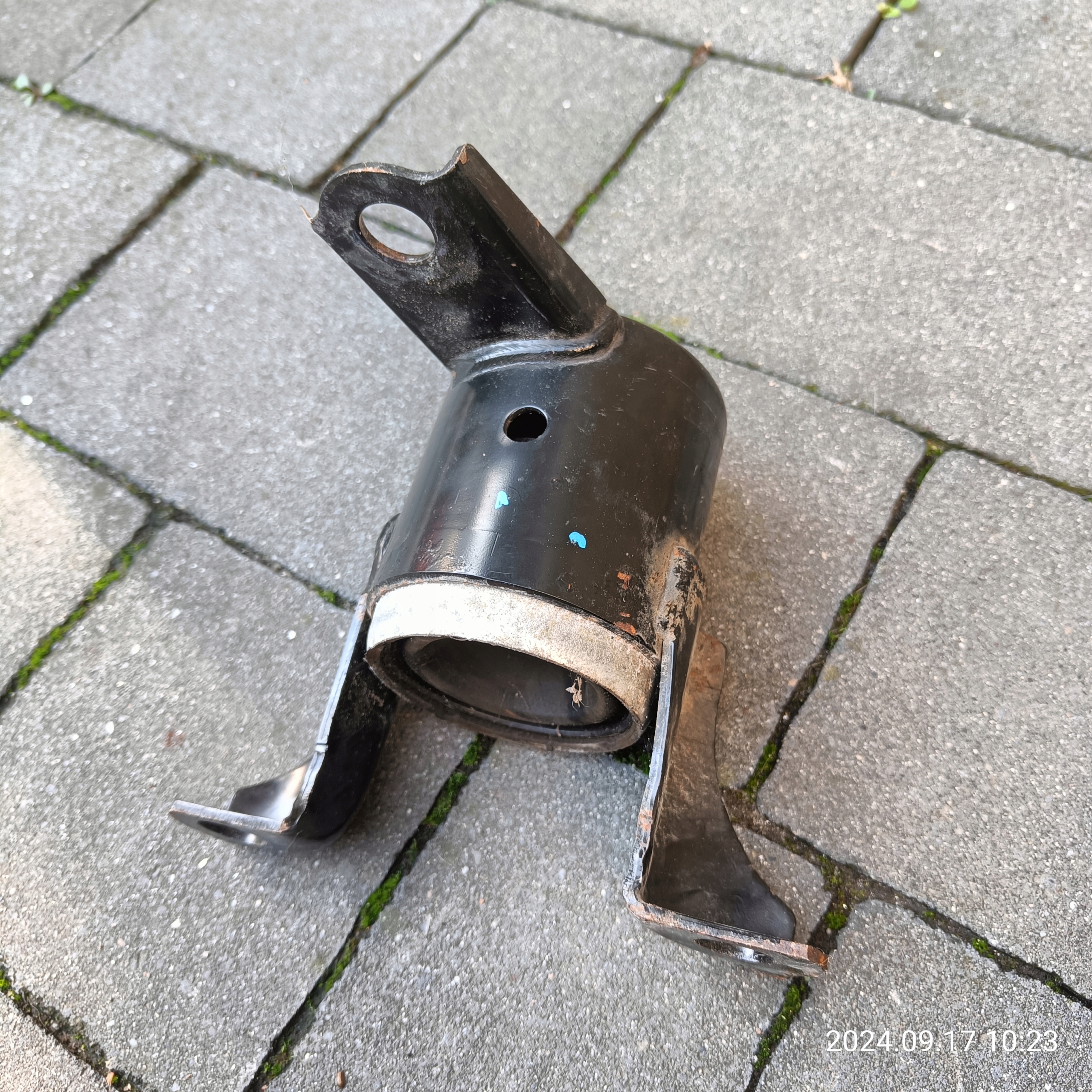 FORD FIESTA MK7 holder engine mount C1BY-6F012-BA