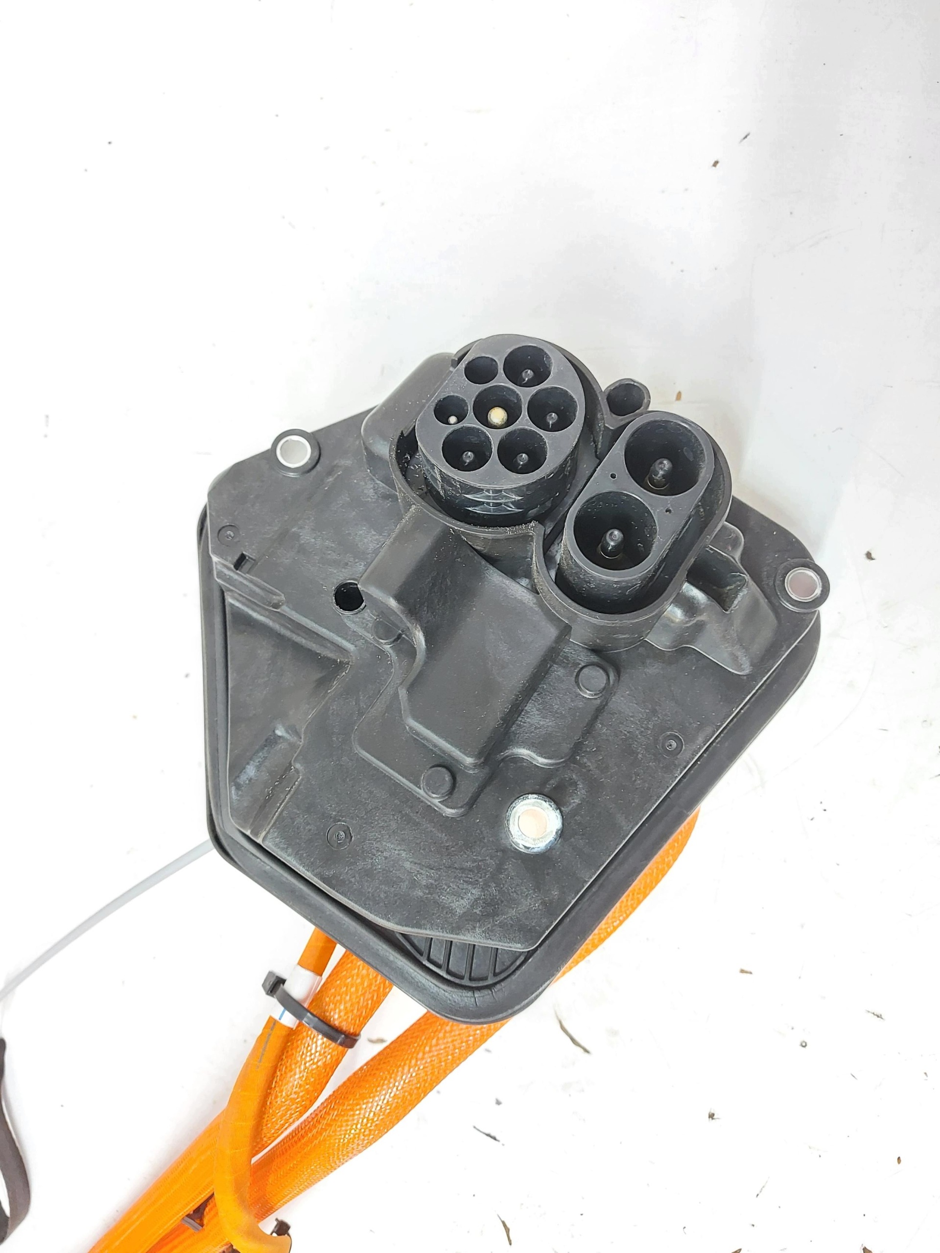 TESLA MODEL Y 2024r, adapter prijenos LADOWANIA 1490374-20-E