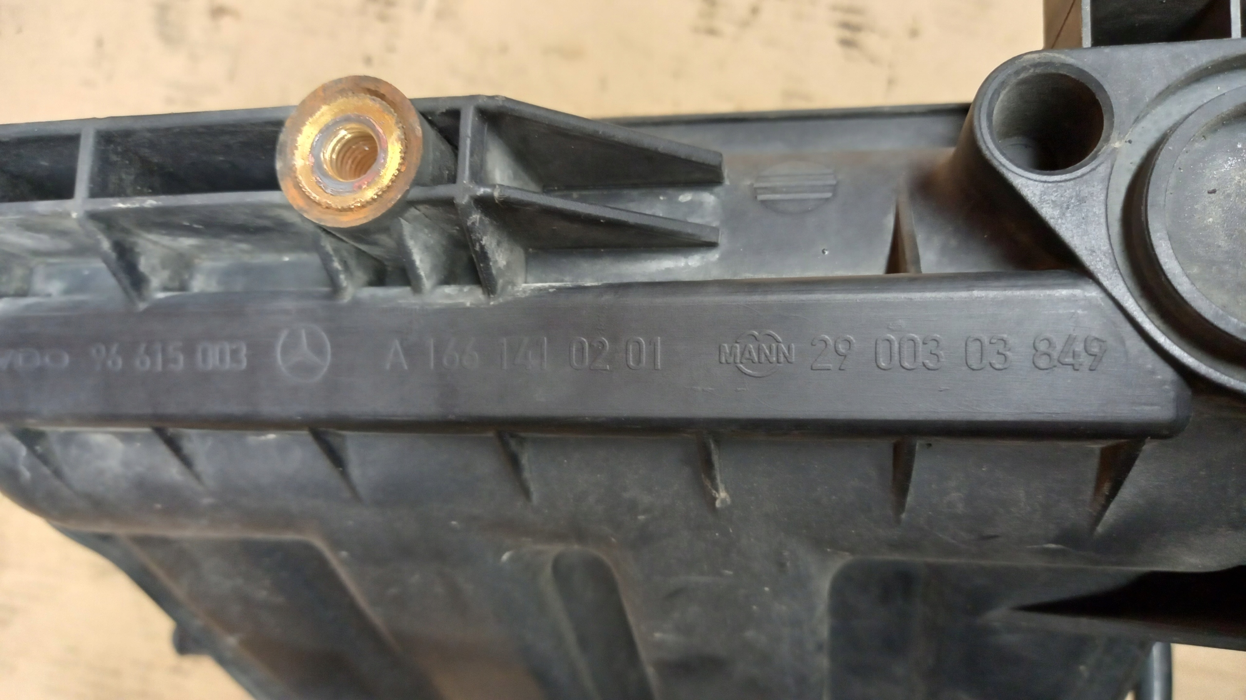 коллектор Впускный MERCEDES W168 1.4 A1661410201