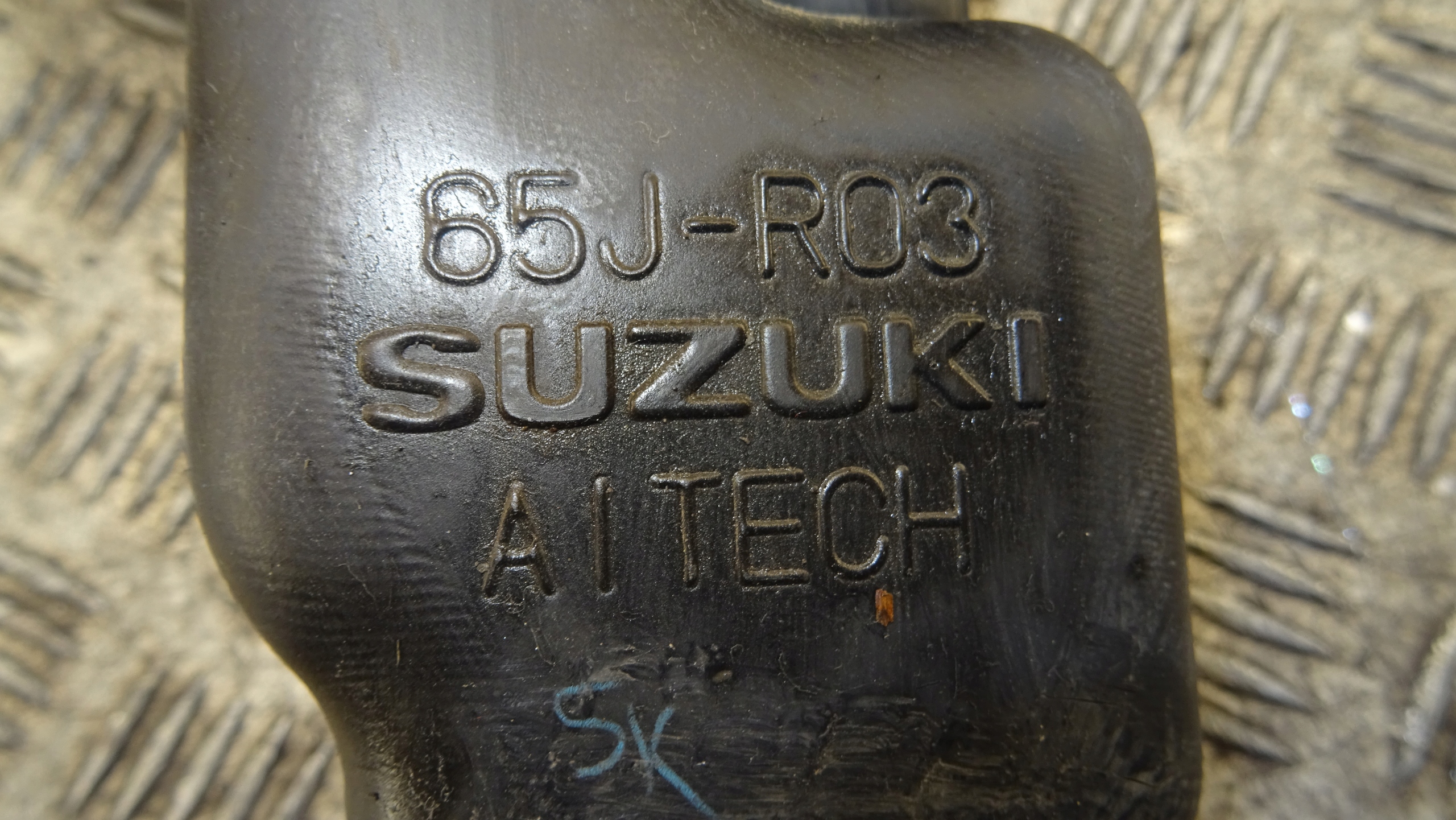 pipe DOLOTOWA SUZUKI GRAND VITARA II 2005-2014 NR M973