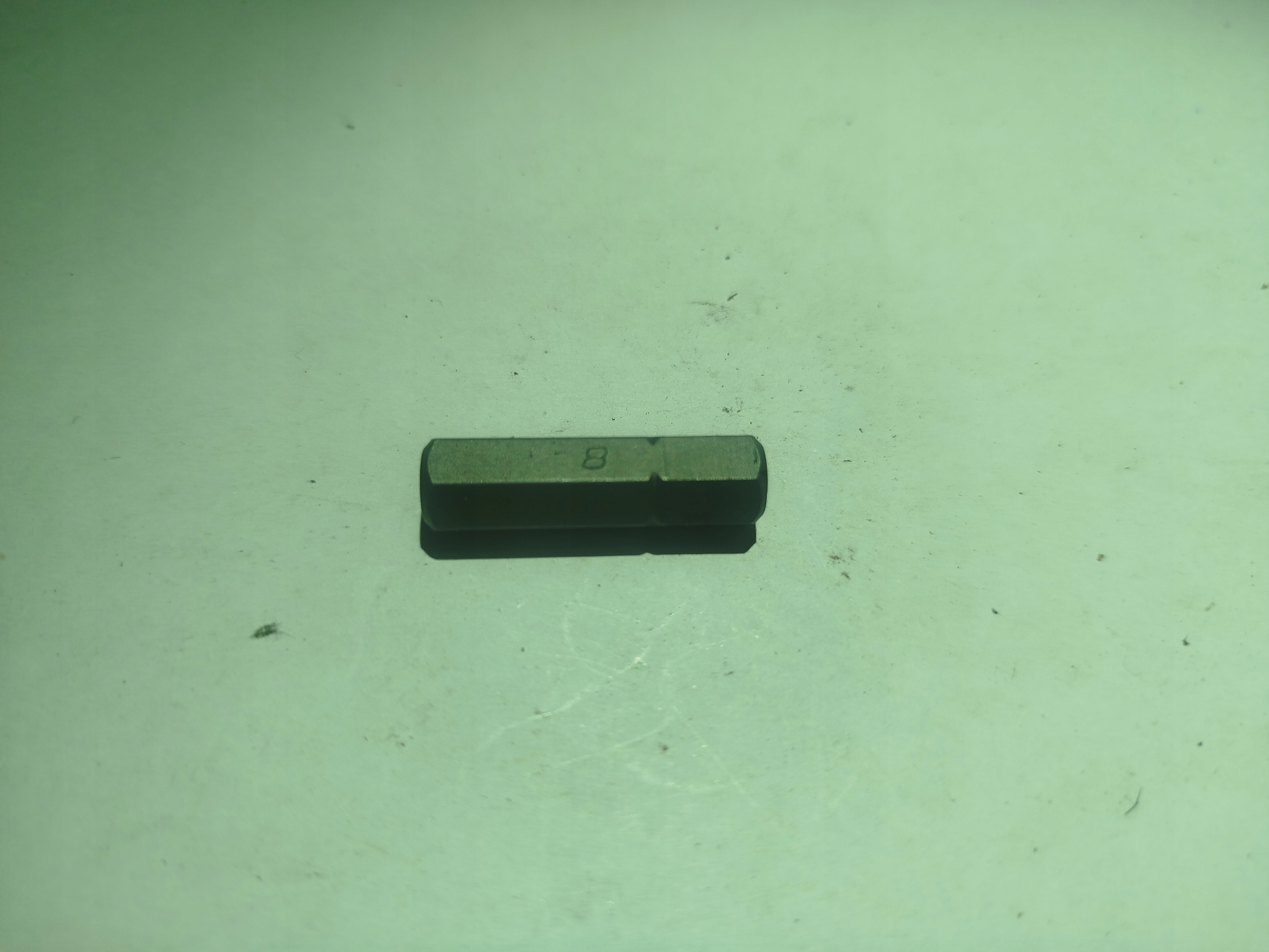 Bit 8 imbus Honiton z walizki H4056