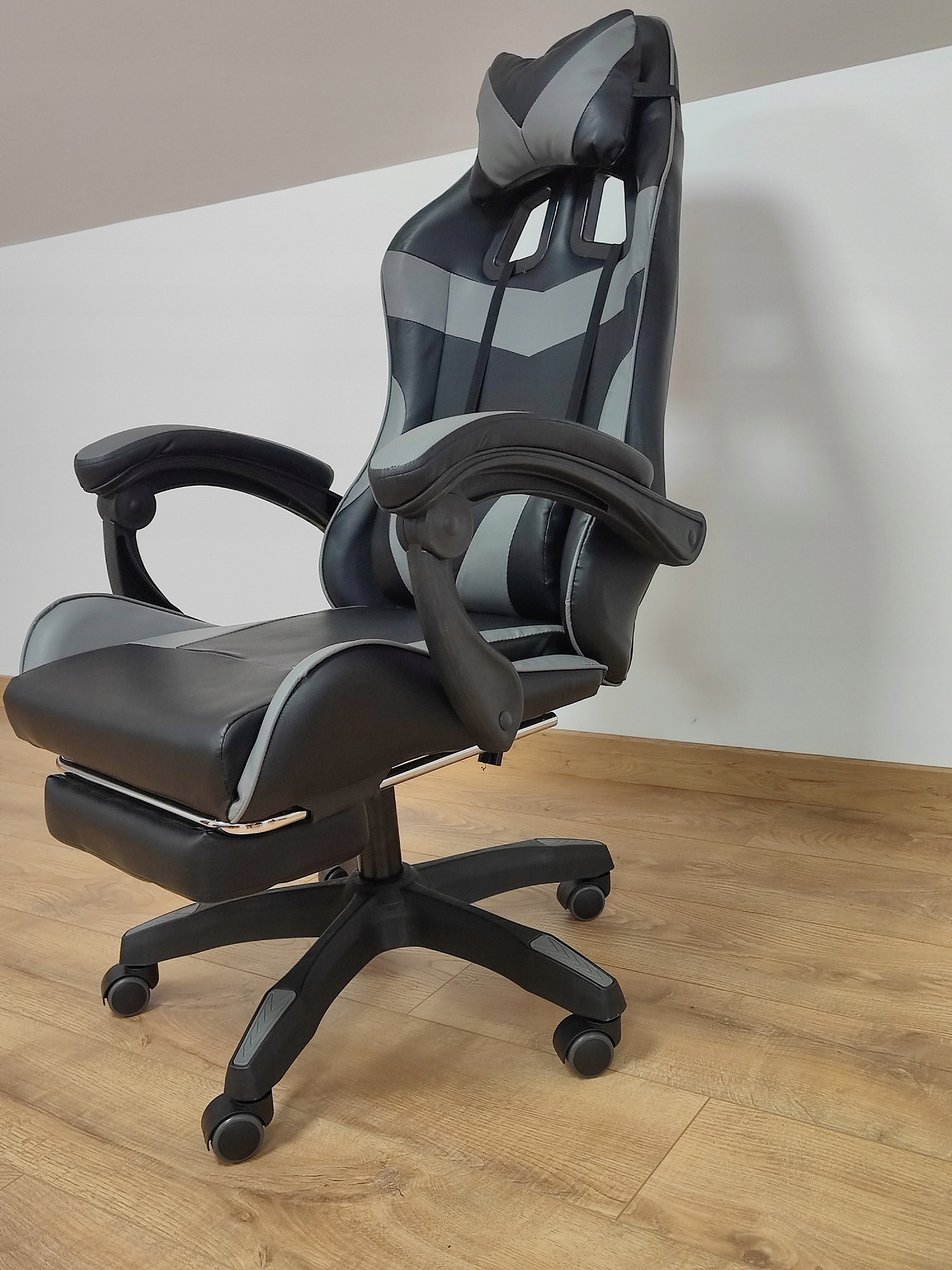 Ігрове крісло TS-046A для Gamer Swivel ЧОРНО-СІРИЙ Стан упаковки оригінальний