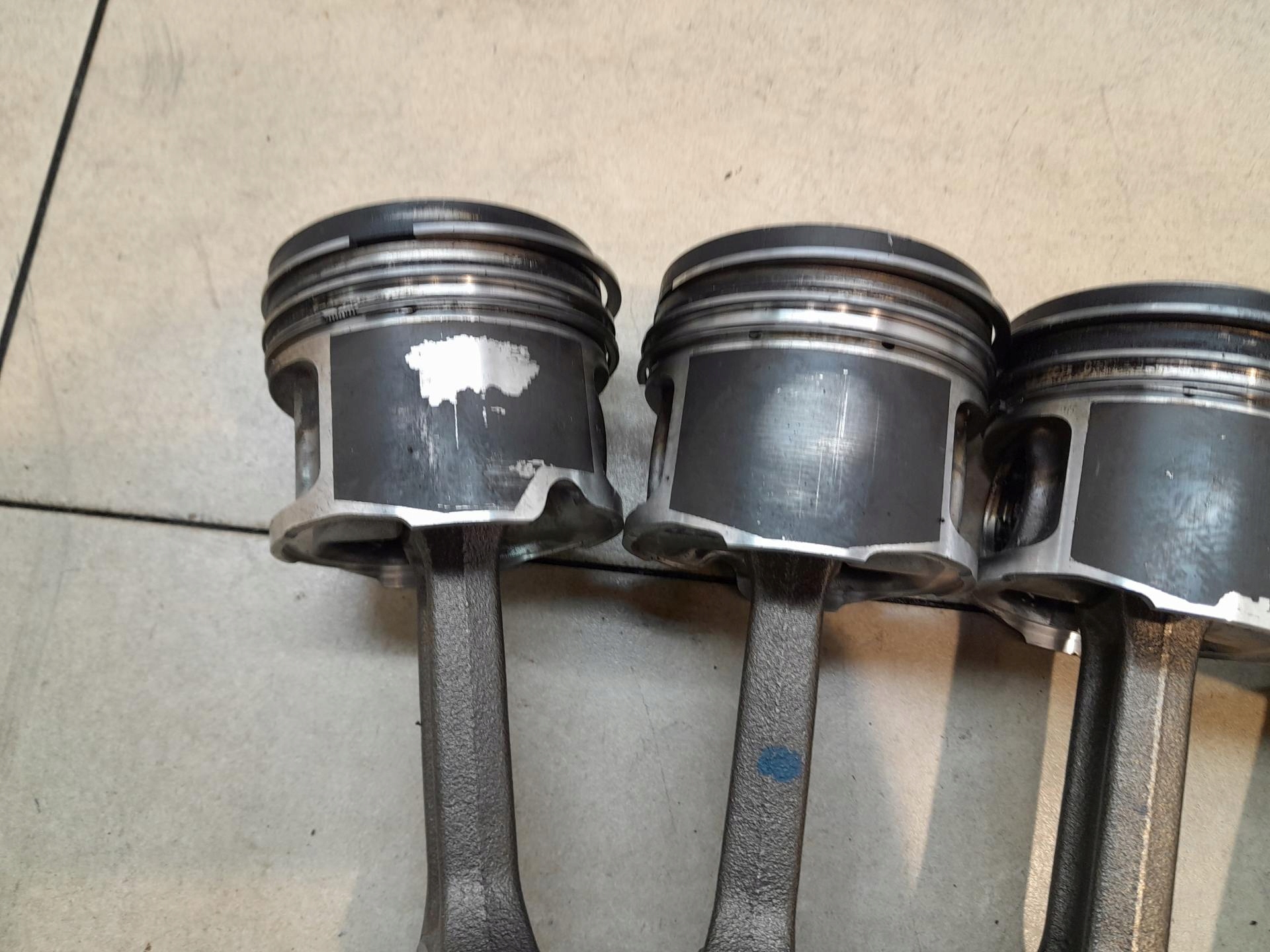 piston connecting rod FIAT STILO 1.9 JTD 09.42
