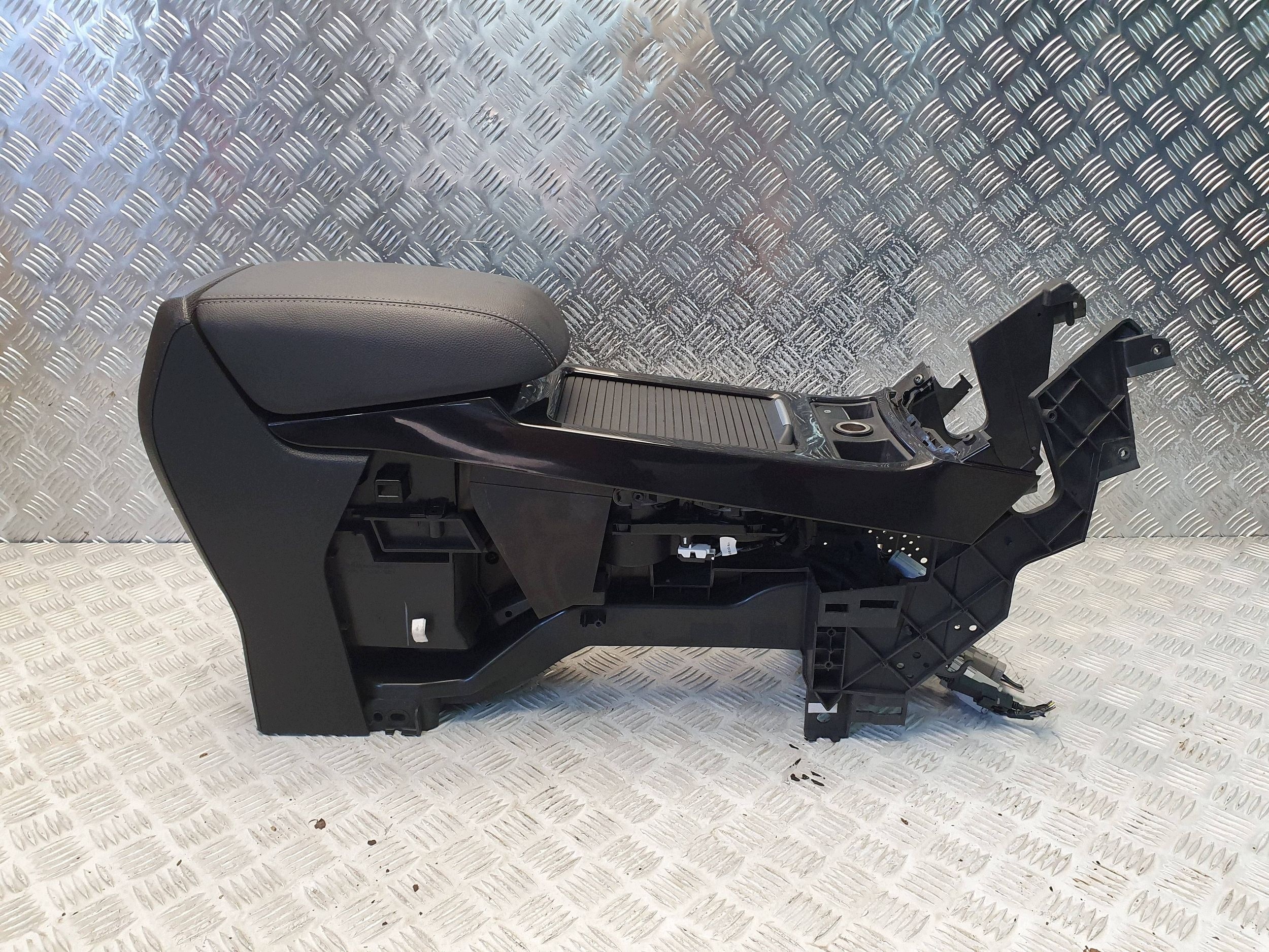 armrest support TUNEL central AM51-R04584-ABW FORD KUGA MK2 LIFT