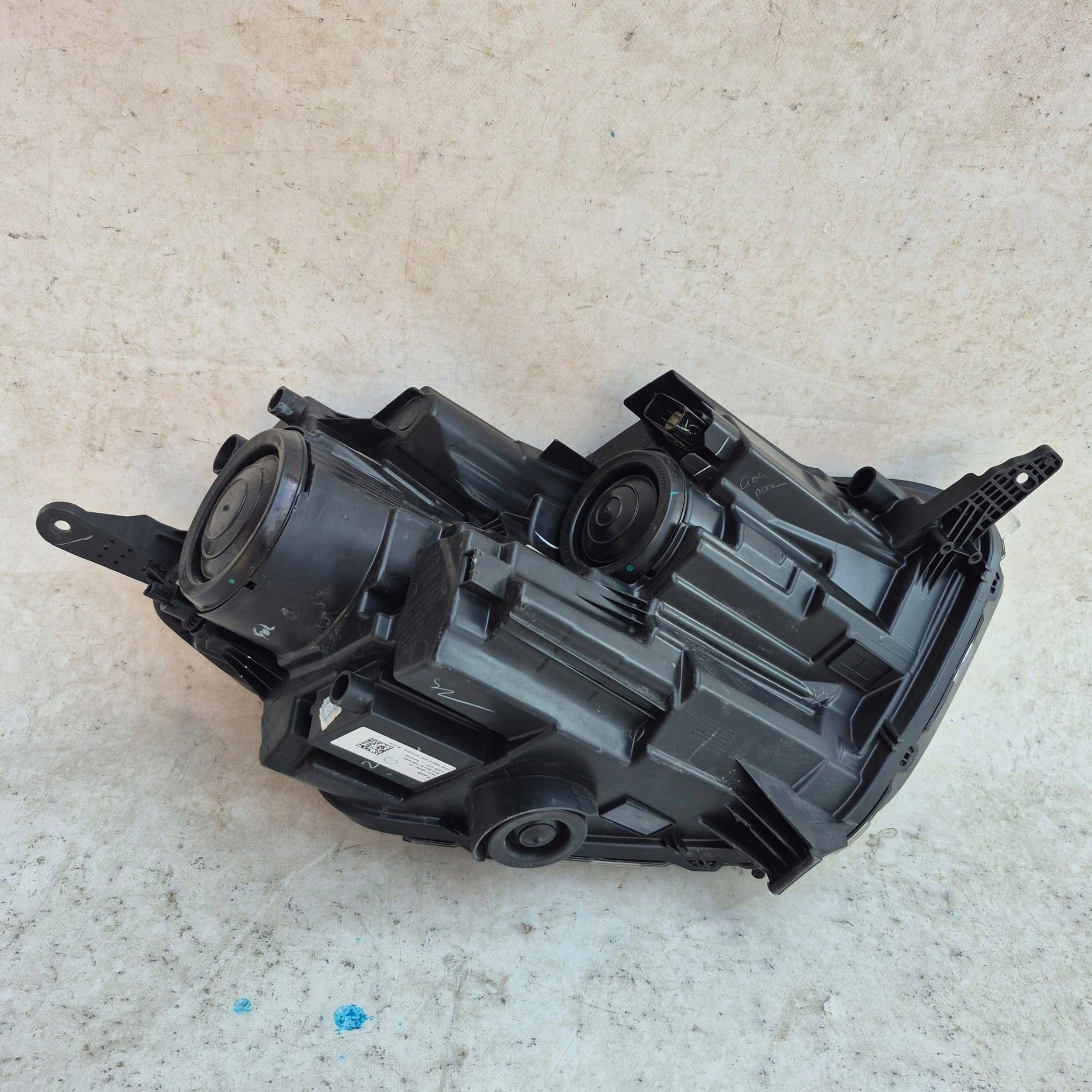 FORD ECOSPORT II 2 LIFT 17- light left front front GN15-13D155-HE CIEMNA