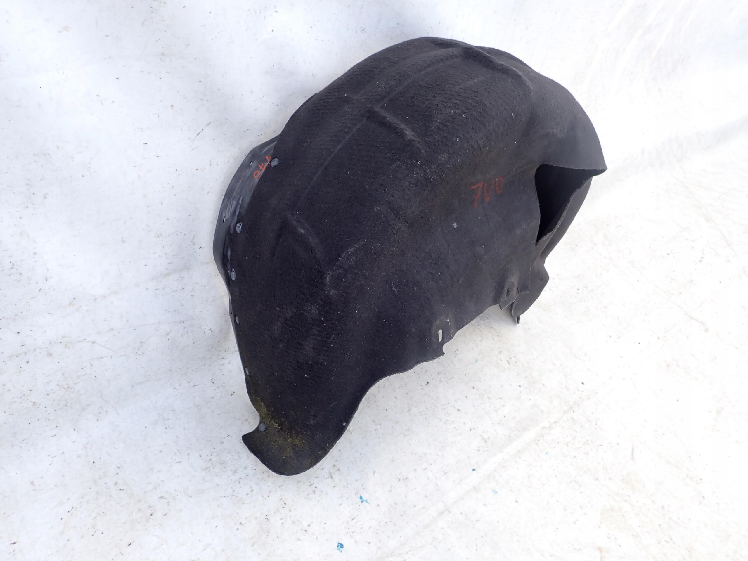 VOLVO V70 III 3 07-16 mudguard left rear part rear.
