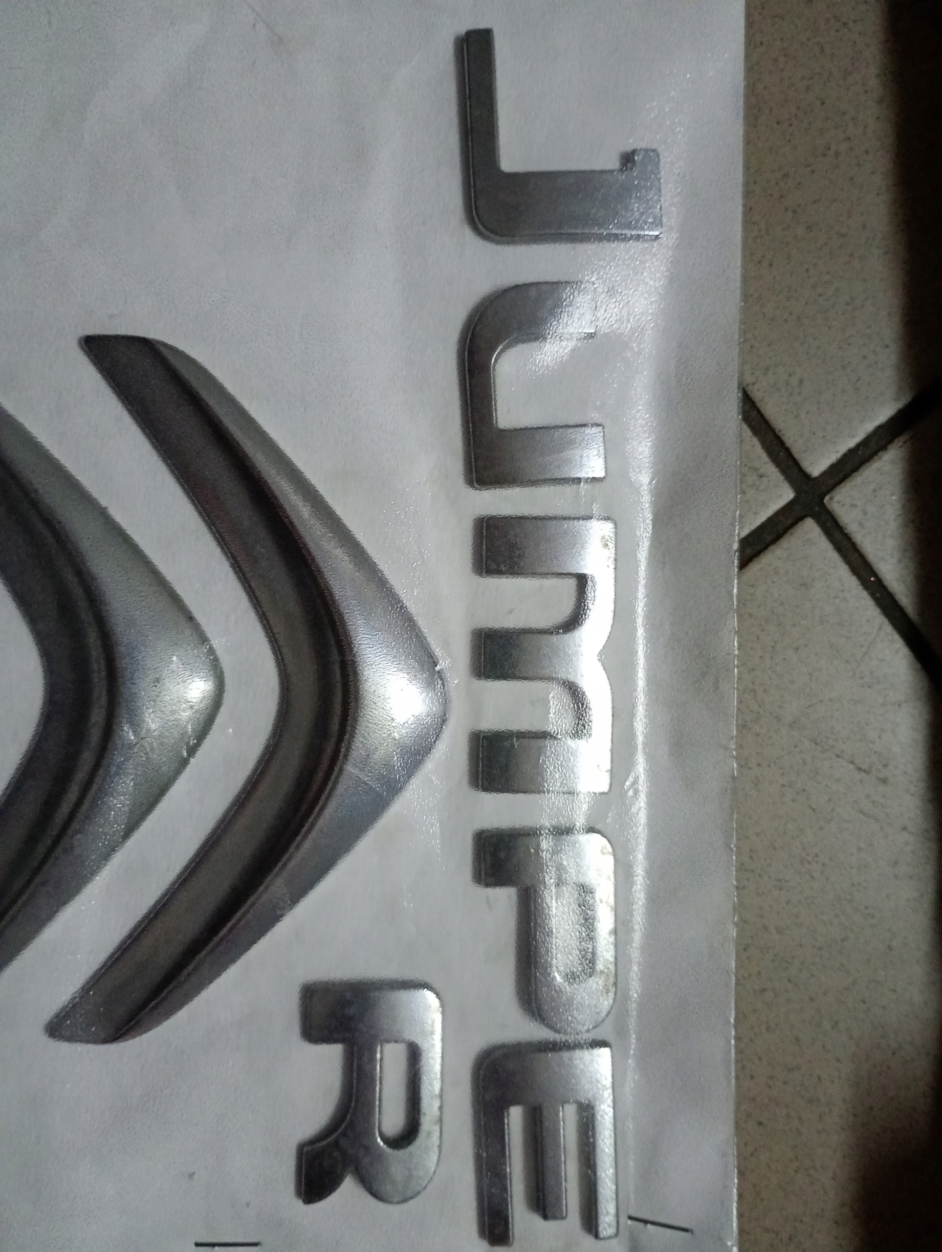 NAPIS I EMBLEMAT DRZWI TYLNE CITROEN DO CITROEN JUMPER (2014-24) Numer katalogowy części NAPISY ZNACZEK CITROEN JUMPER