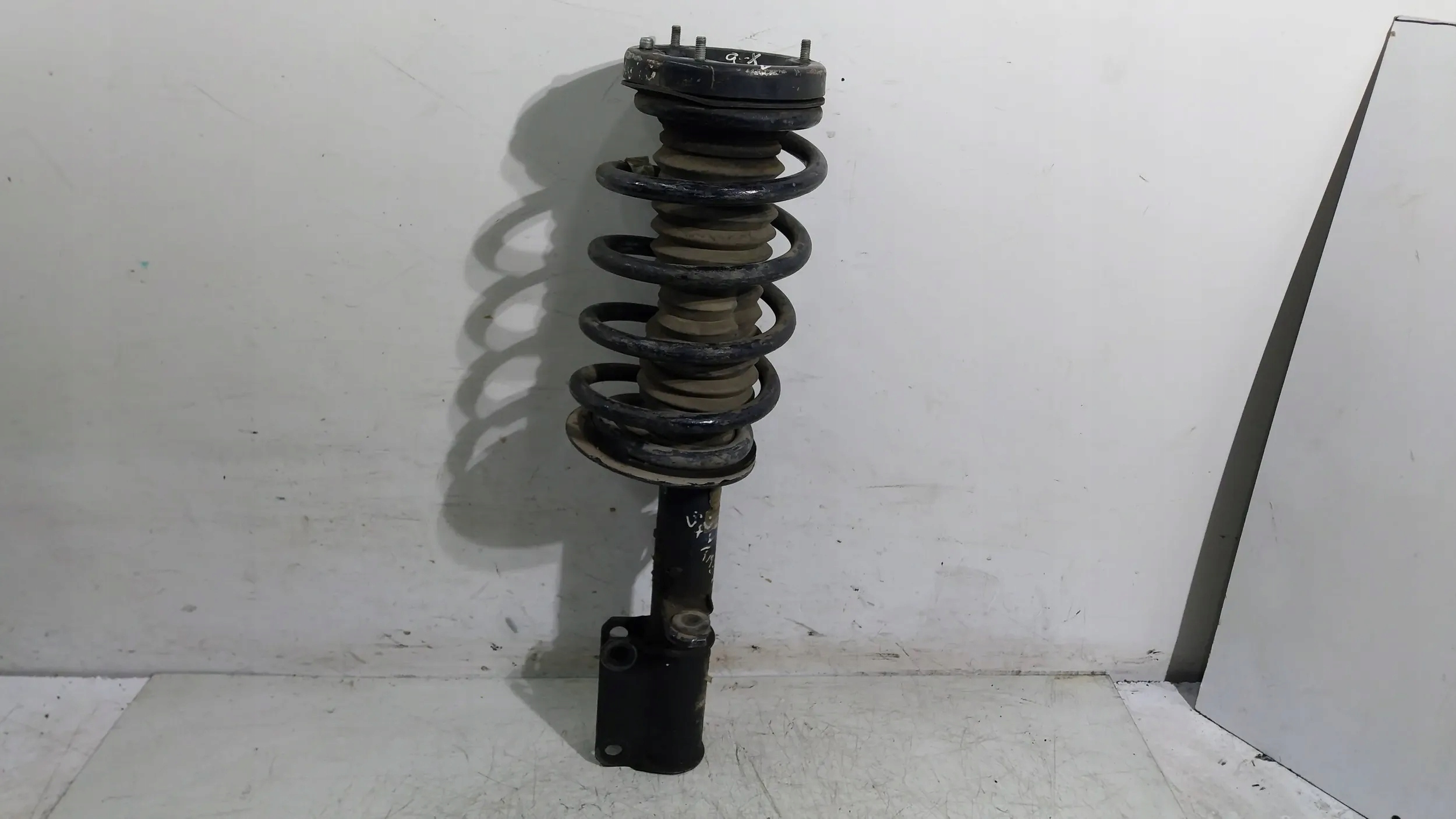 shock absorber front left 6754341 BMW X5 E53
