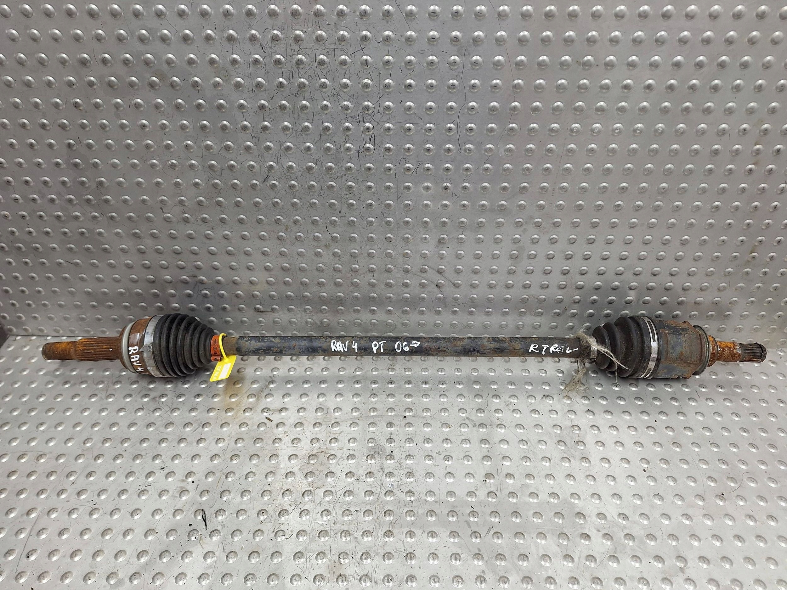 semi-axis rear part rear right TOYOTA RAV4 III 06-12
