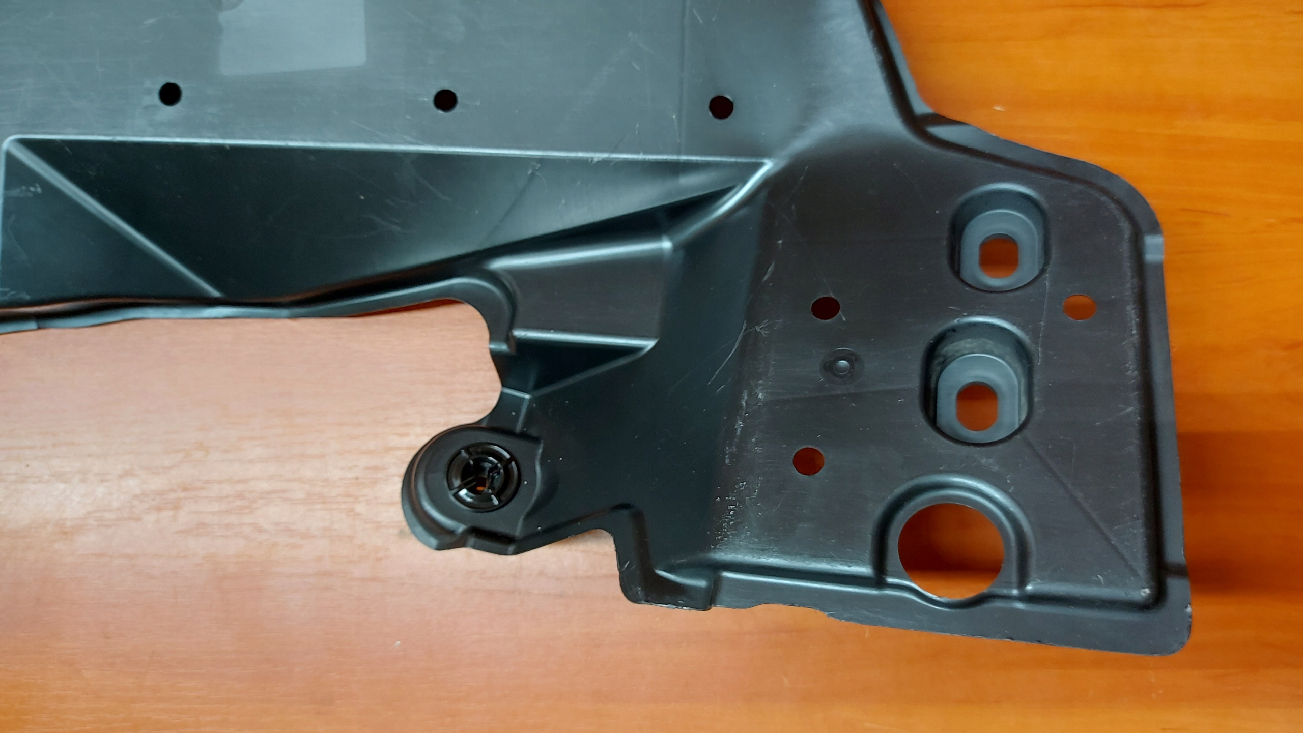 Blende Abdeckung abdeckung Unterfahrschutz rechts heck TOYOTA PRIUS PLUS 12