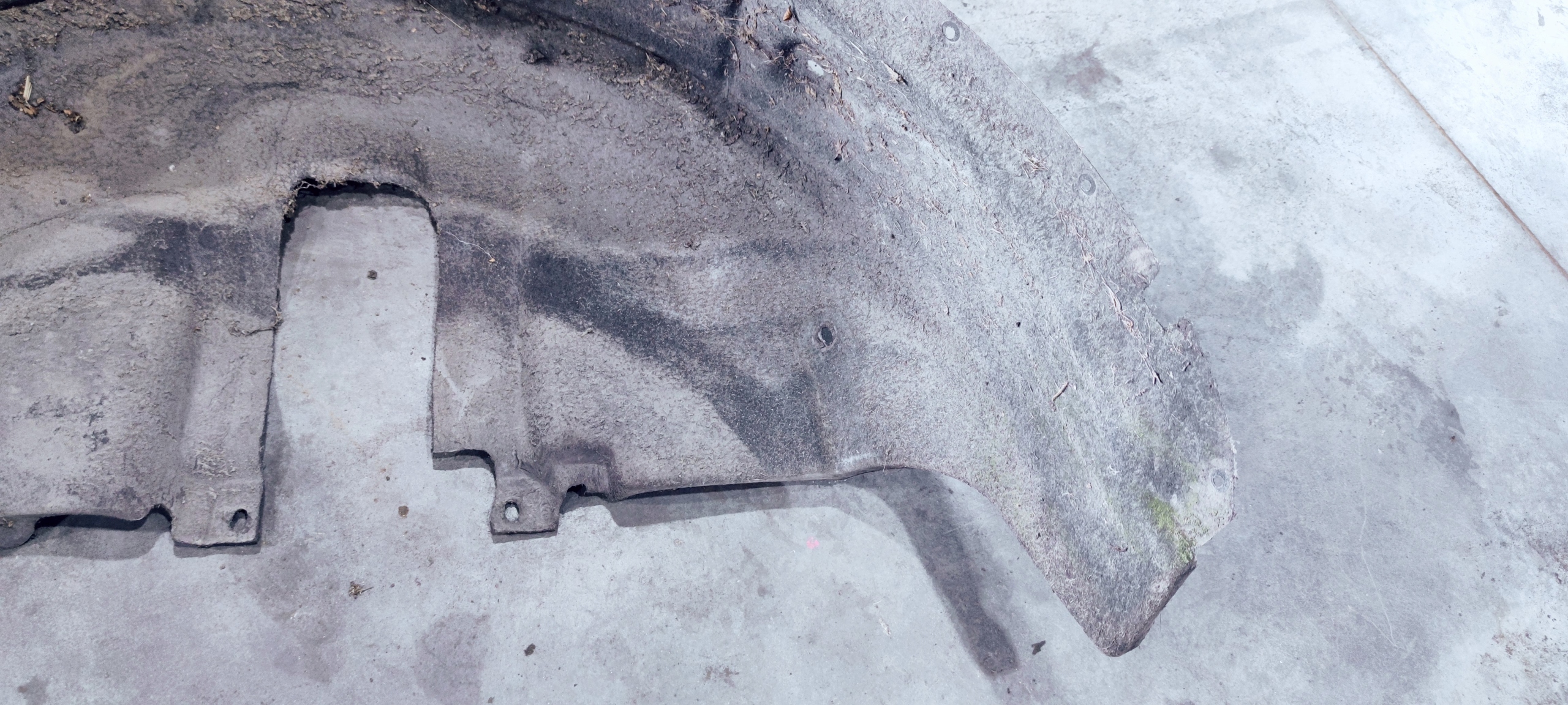 mudguard left rear part AUDI Q5 8R MATERIALOWE