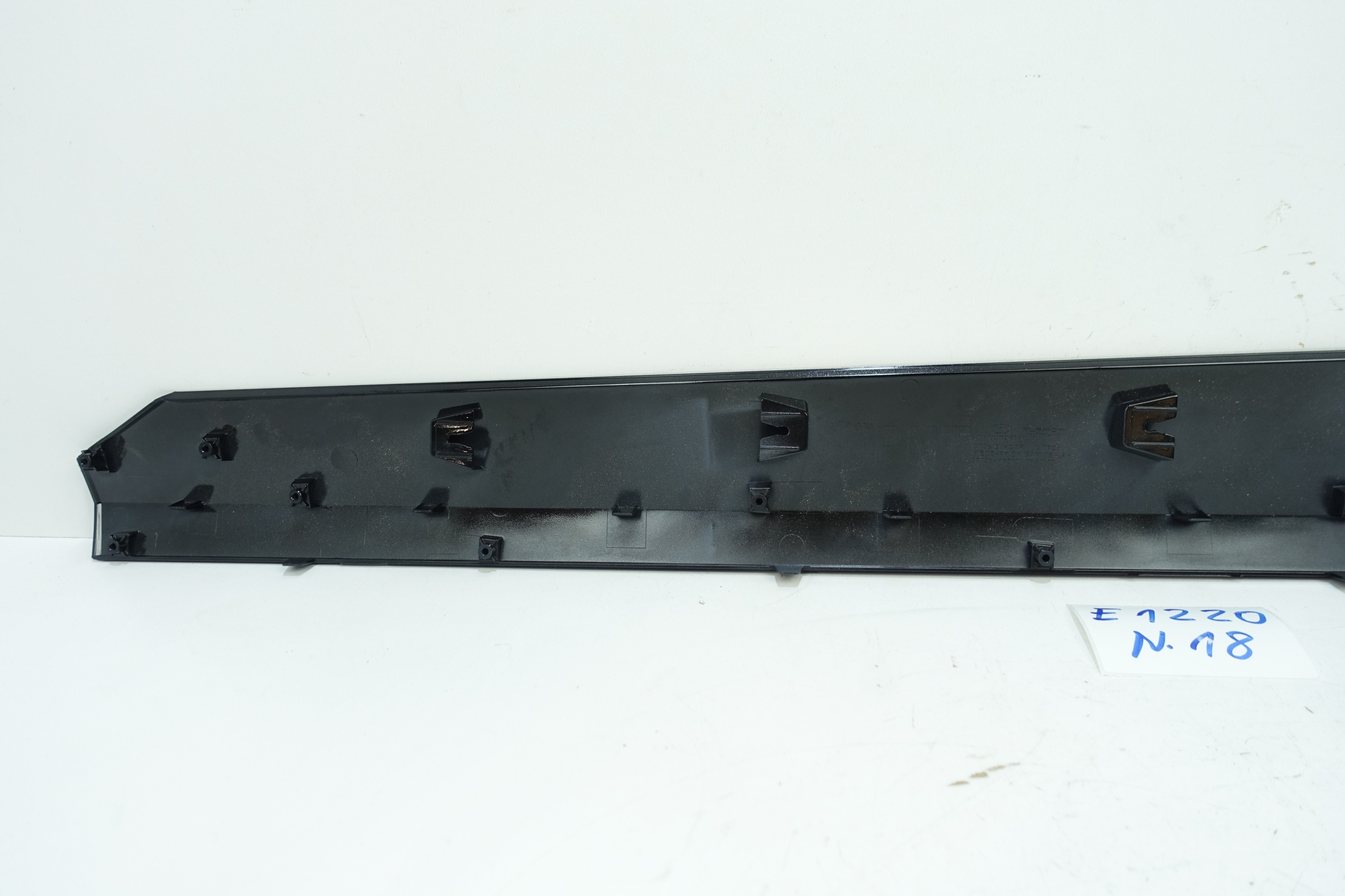 moulding door right front HYUNDAI KONA ELEKTRYK 22