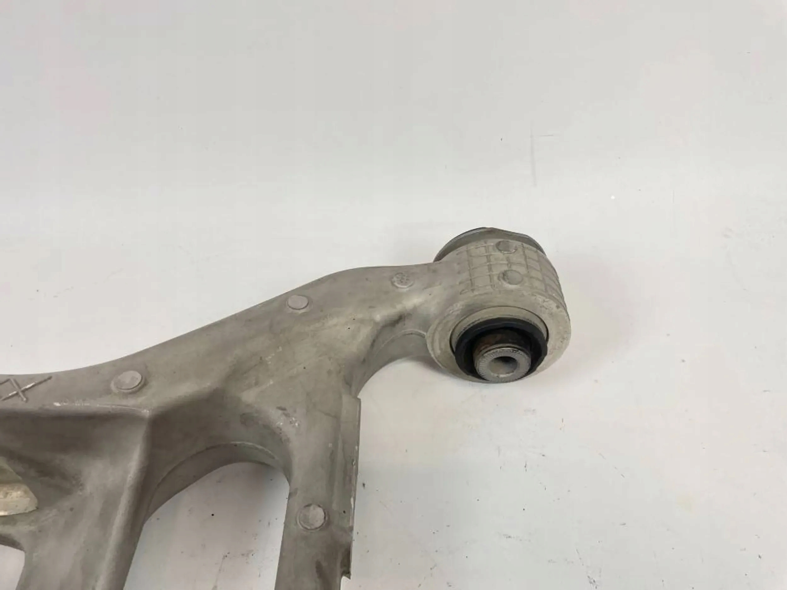 arm front lower left RAM 1500 TRX 21-24