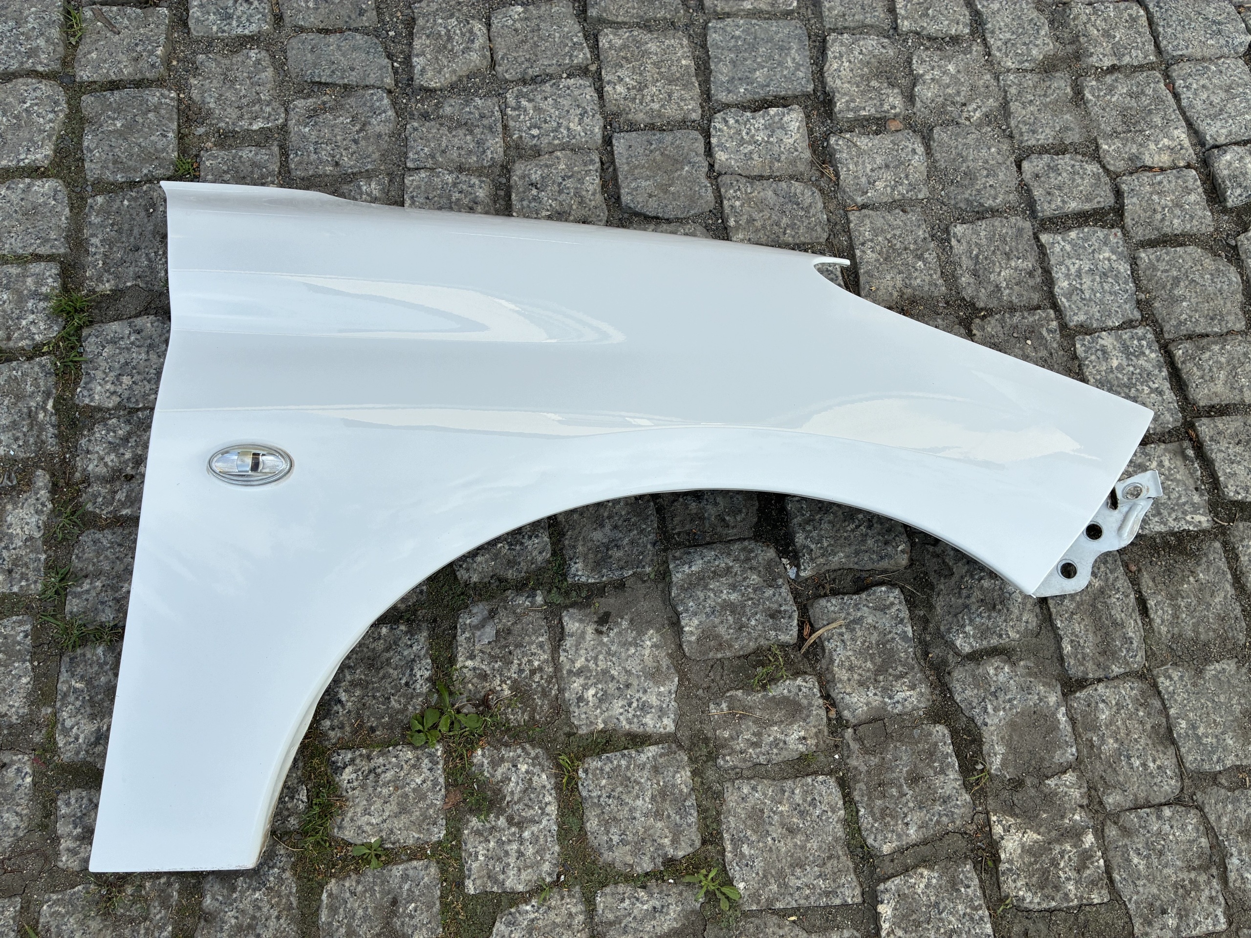 fender right front front Peugeot 206+ plus EWP 09-12r. ==OEM== Eu