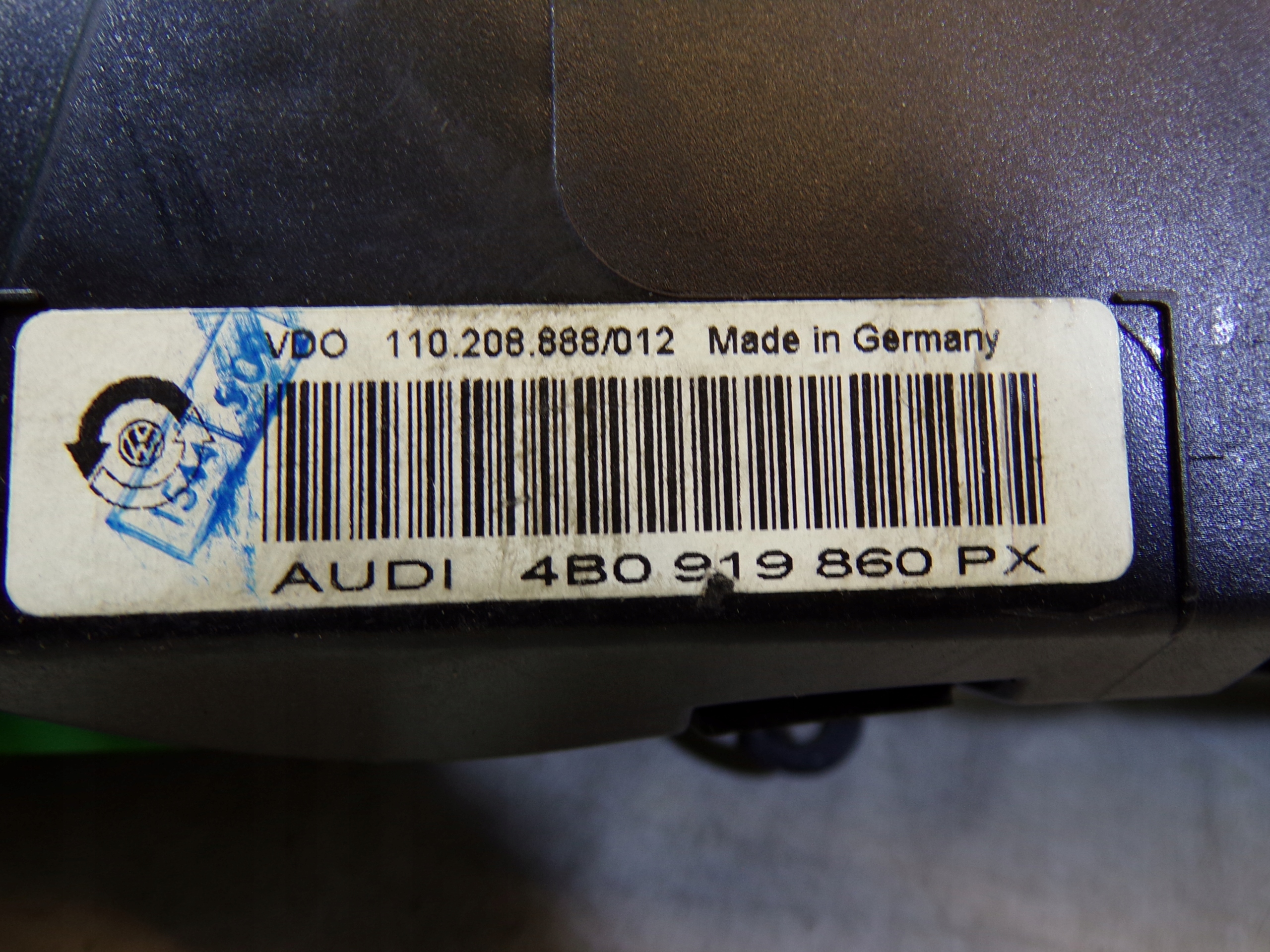 Montaggio STARTOWY AUDI A6 C5 2.4b 4D0907551R