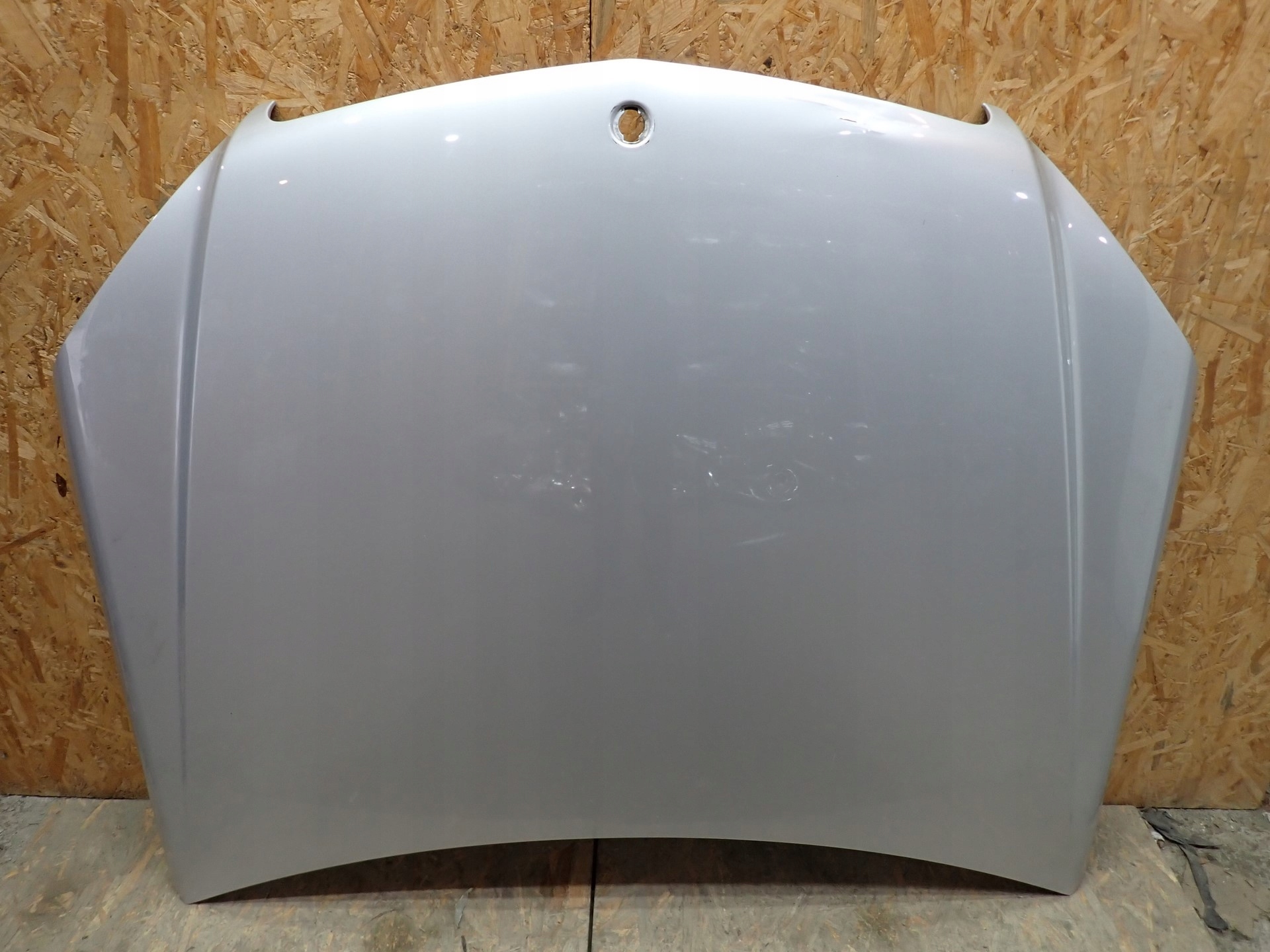 CAPOT MERCEDES C KLASA 204 2007-2011R A2048800657