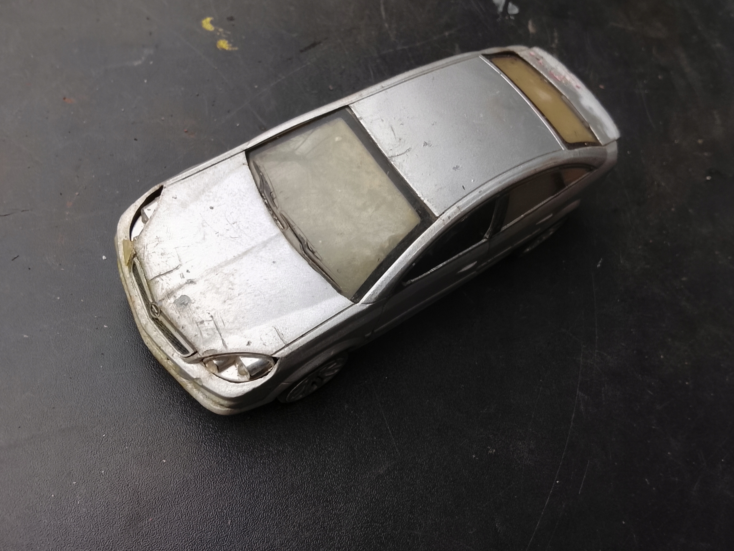 SAMOCHÓD METALOWY MODEL ZŁOM MODELOWY POZOSTAŁOŚCI OPEL VECTRA