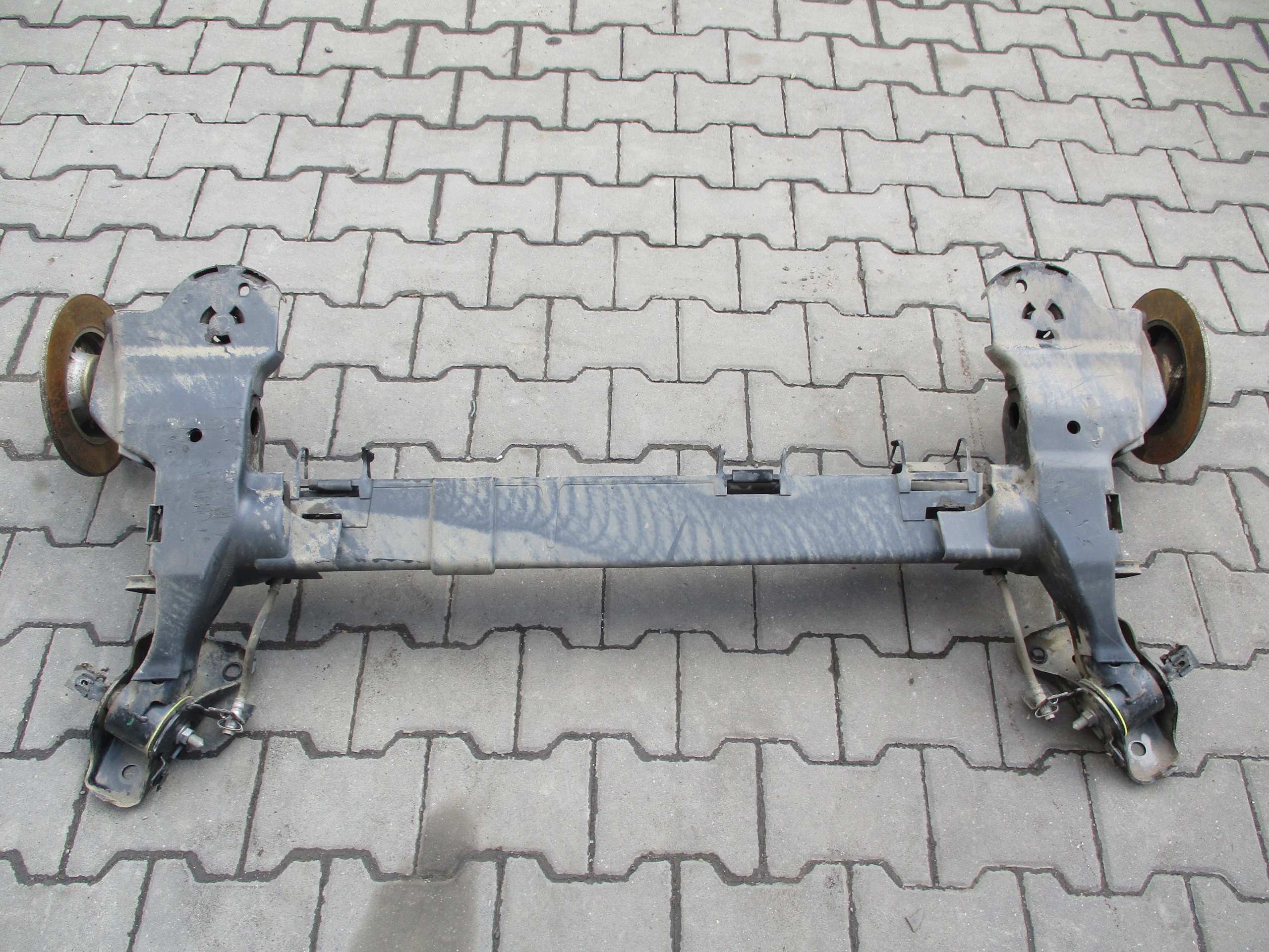 axis rear CITROEN C3 AIRCROSS 1,2VTI 19R