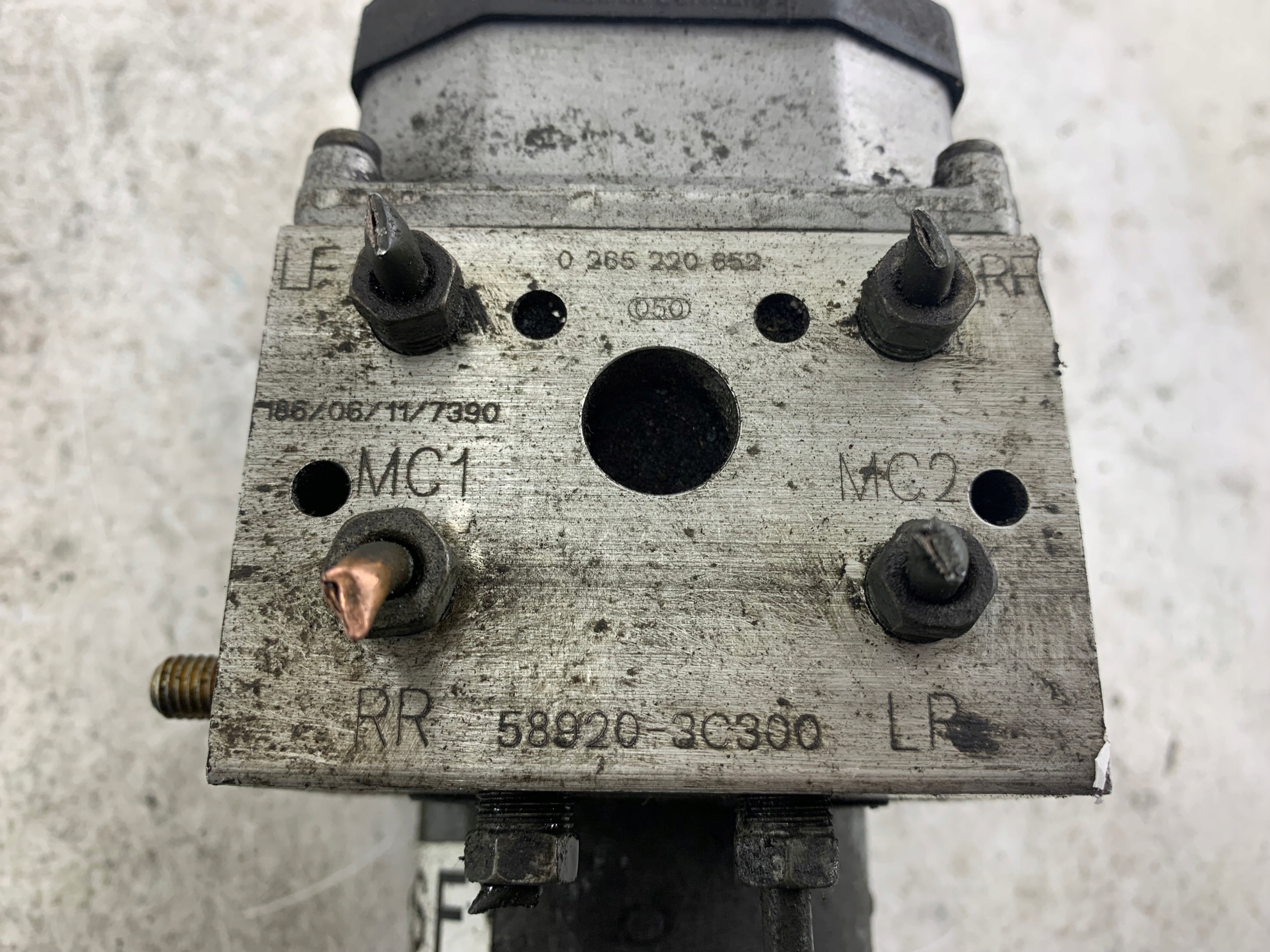 KIA MAGENTIS e Servofreno ABS 58920-3C300
