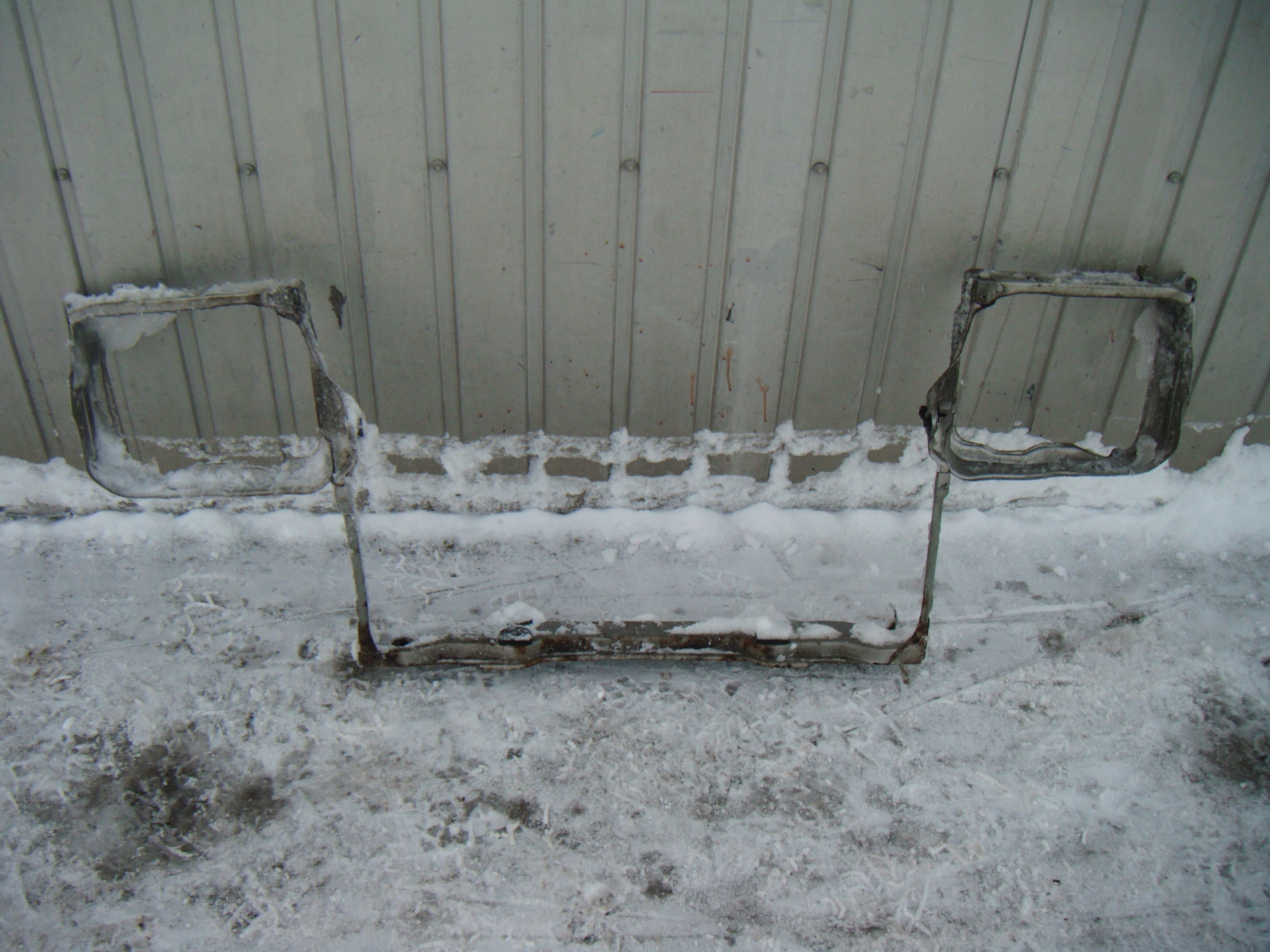 MERCEDES C KLASA W202 KOMBI 93-01 PAS PRZEDNI WZMOCNIENIE OKULAR