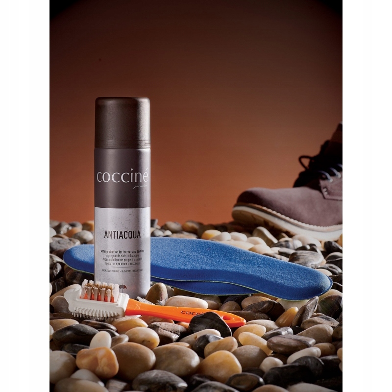 UNIWERSALNY IMPREGNAT DO OBUWIA COCCINE ANTIACQUA Dedykowany materiał do wszystkich materiałów