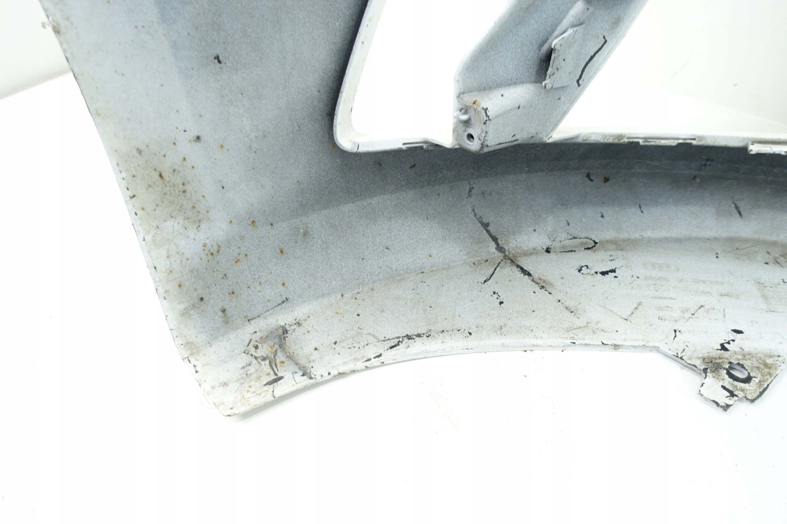 nárazník předek přední AUDI A6 C8 4K 4K0807437