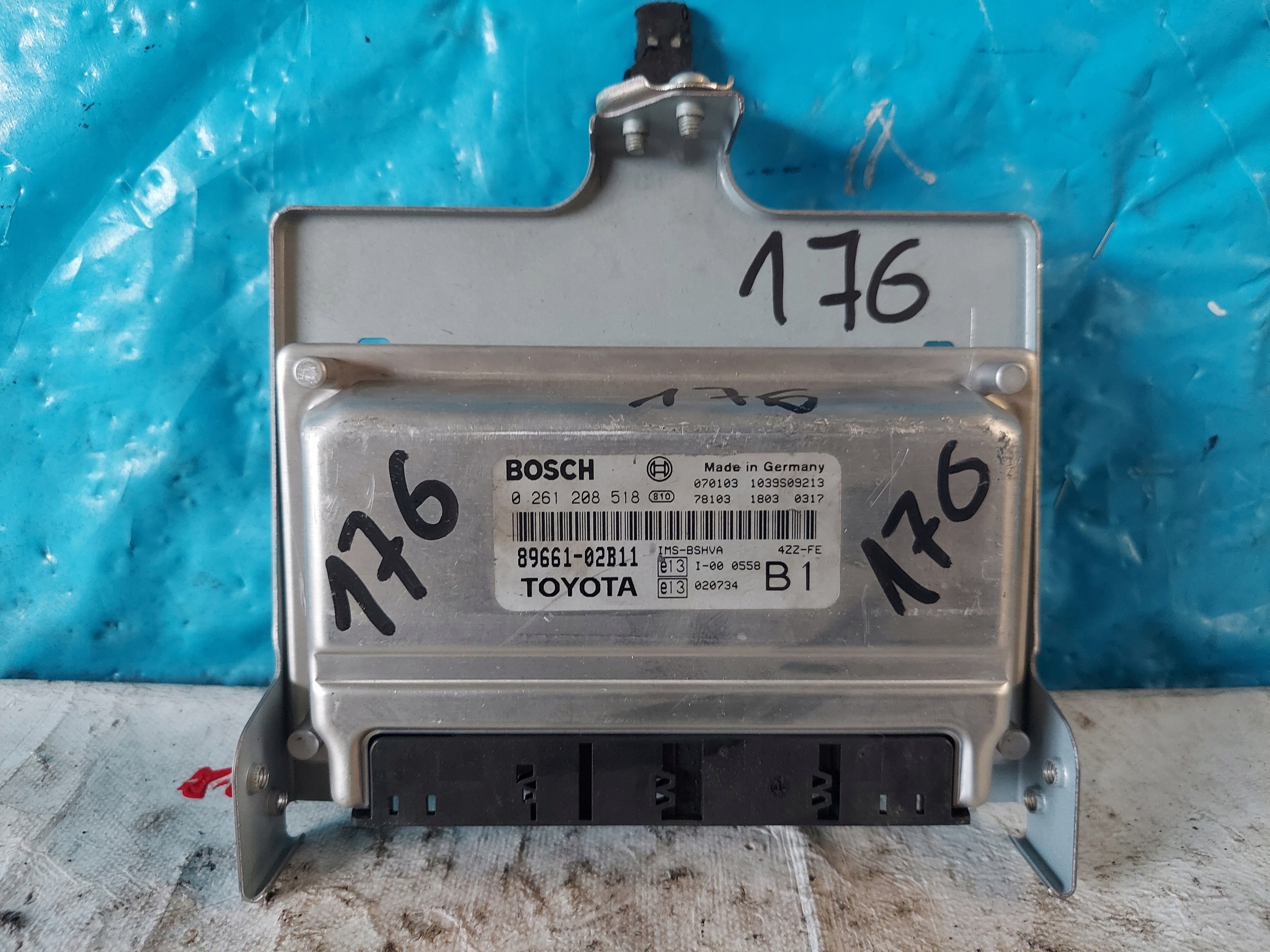 COROLLA E12 1.4 B 0 261208518 řídící jednotka motoru