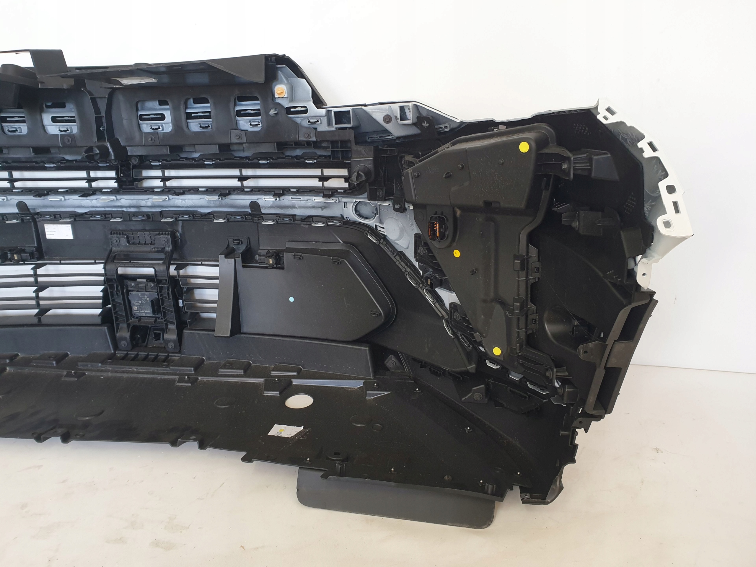 RENAULT CAPTUR II LIFT 24-> bumper front PDC LED RADAR cover KAMERA