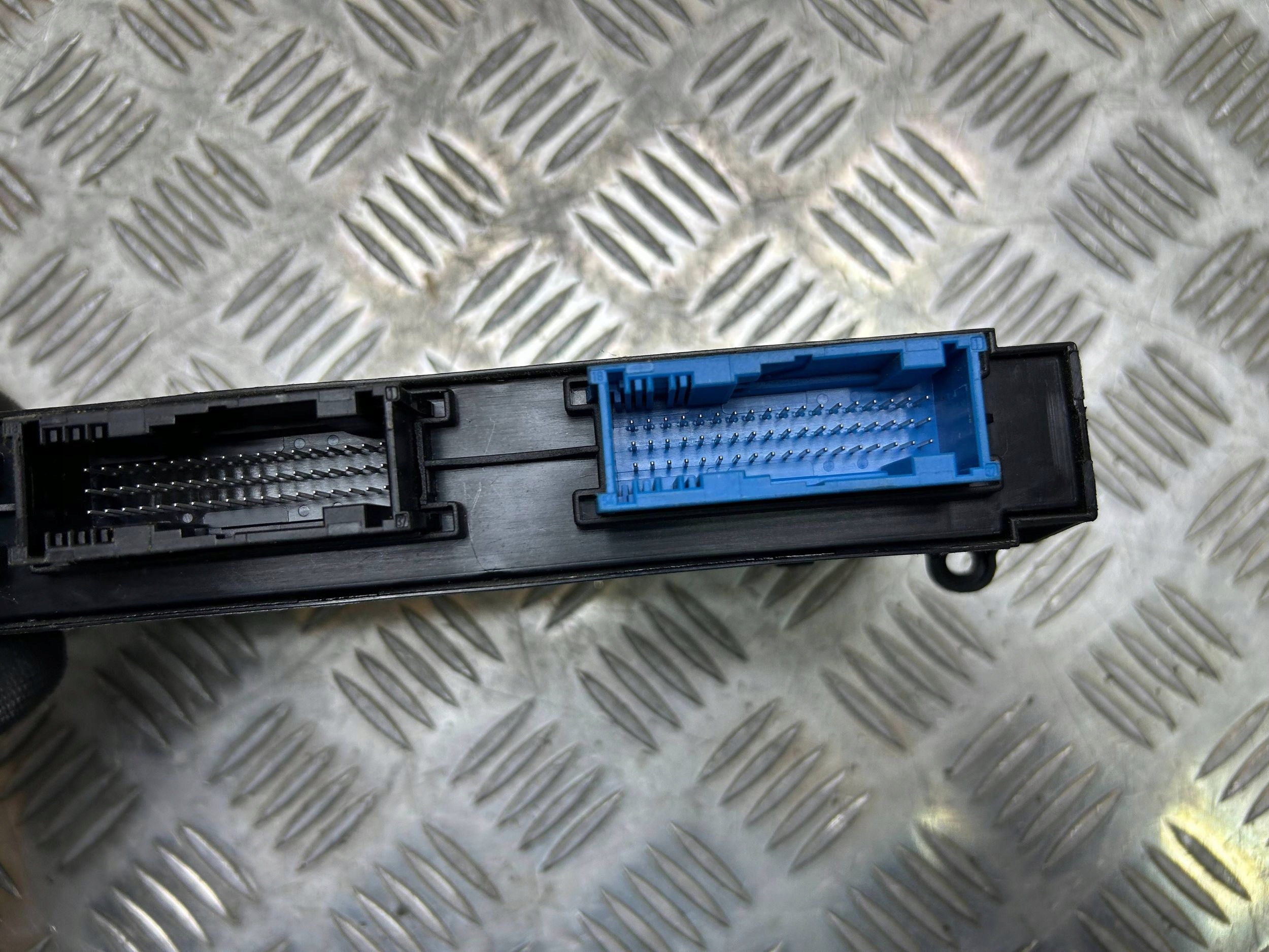 Unité commande confort BMW 5 F10 F11 2013 9286941