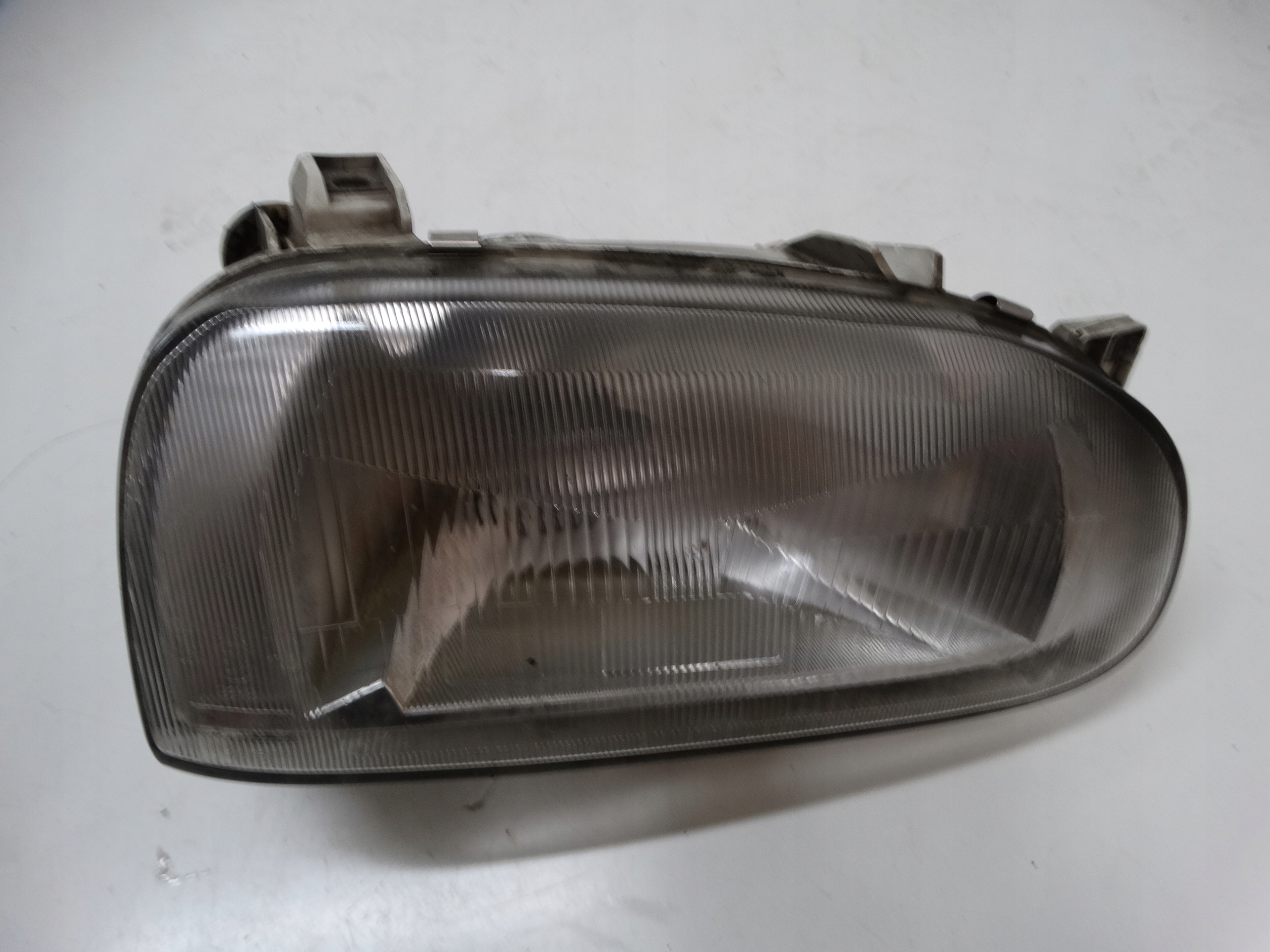 light right front VW GOLF III SATUCNUS 18473R