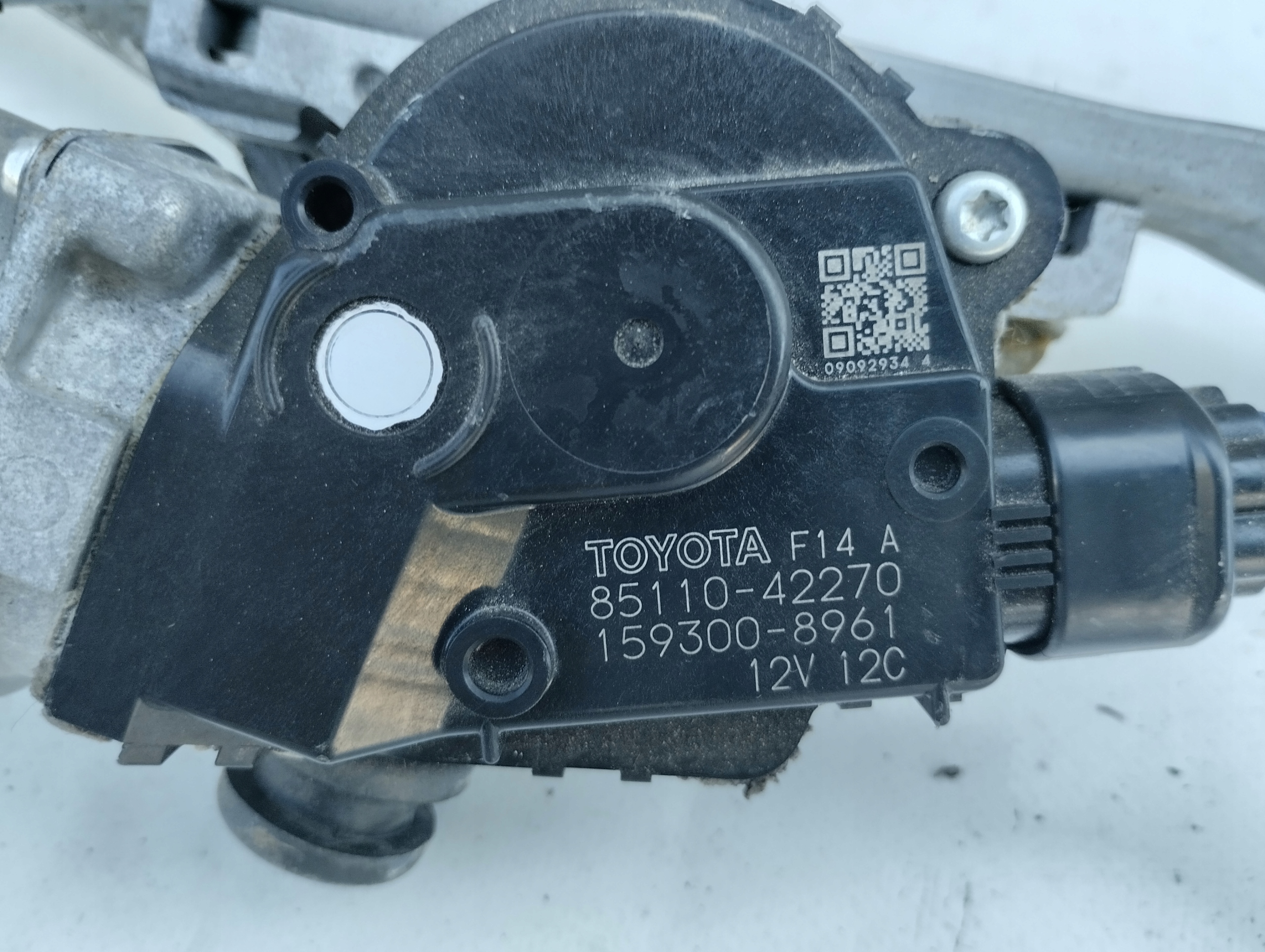 TOYOTA RAV4 V Wischergestänge 85110-42270