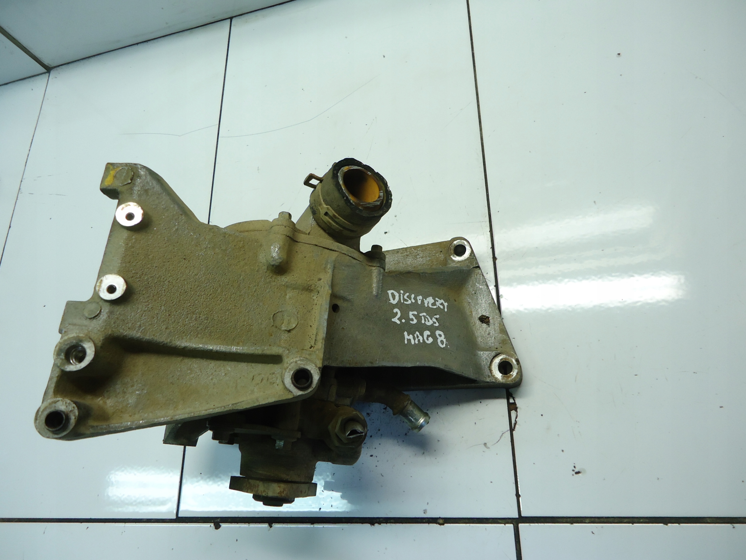 LAND ROVER DISCOVERY II 2.5 TD5 water pump 102780