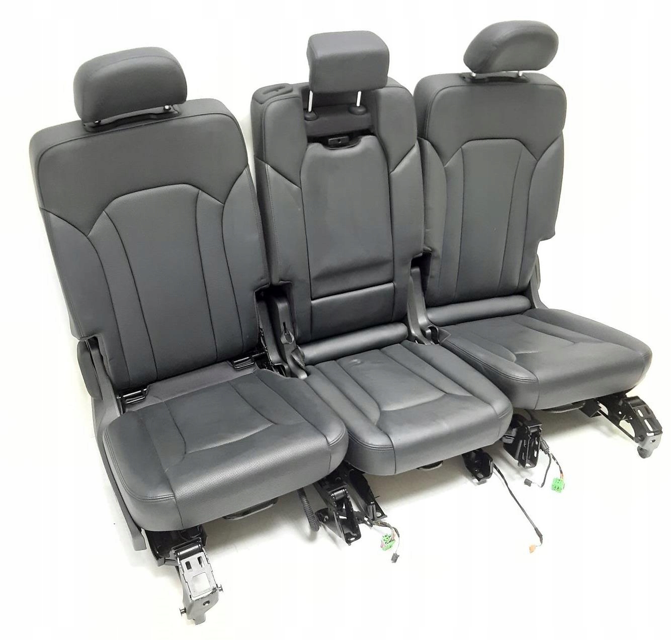 КОМПЛЕКТ СИДІНЬ СИДІННЯ SKORA СИДІННЯ ЗАД. ДРУГИЙ УРЯД AUDI Q7mb Sq7