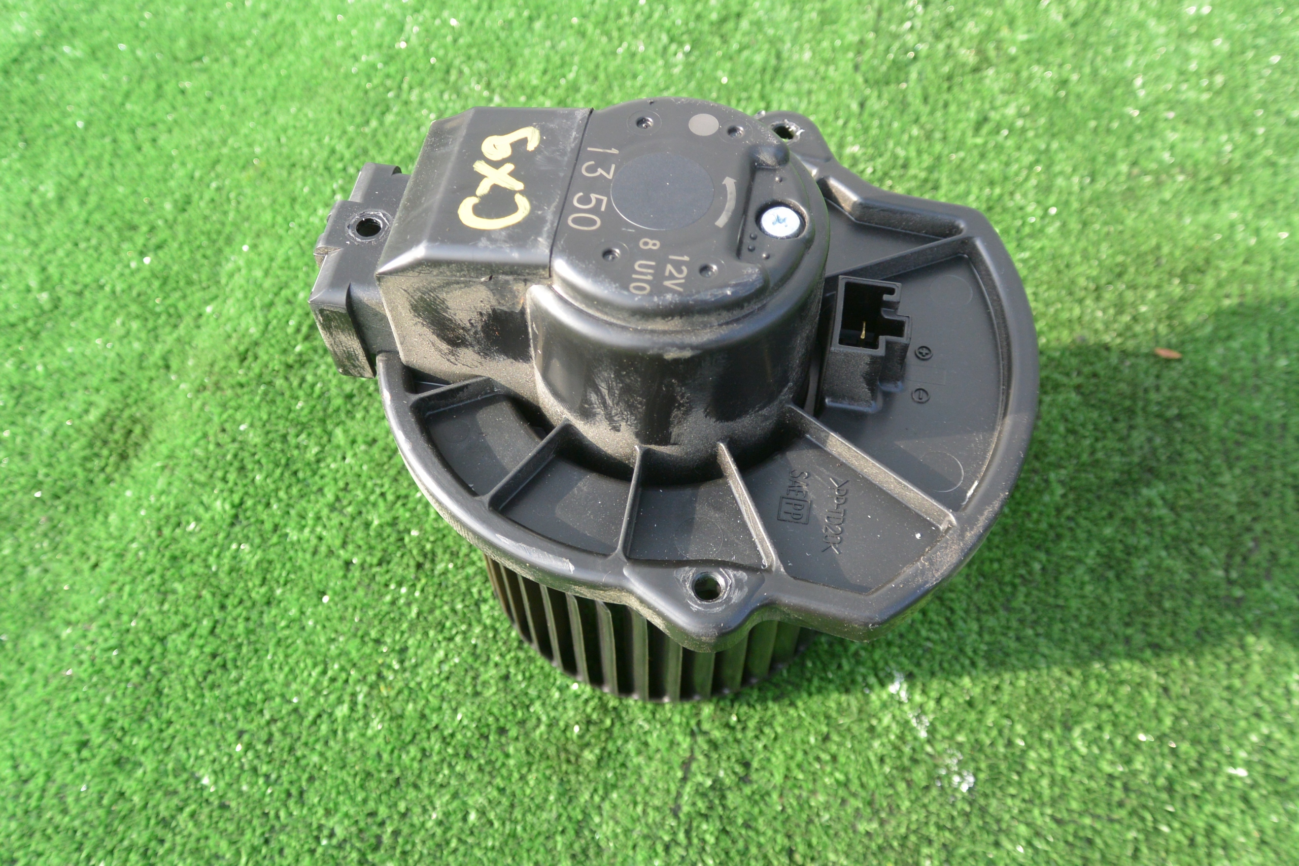 ventilátor tOPENÍ topení DODAT MAZDA CX9 EU