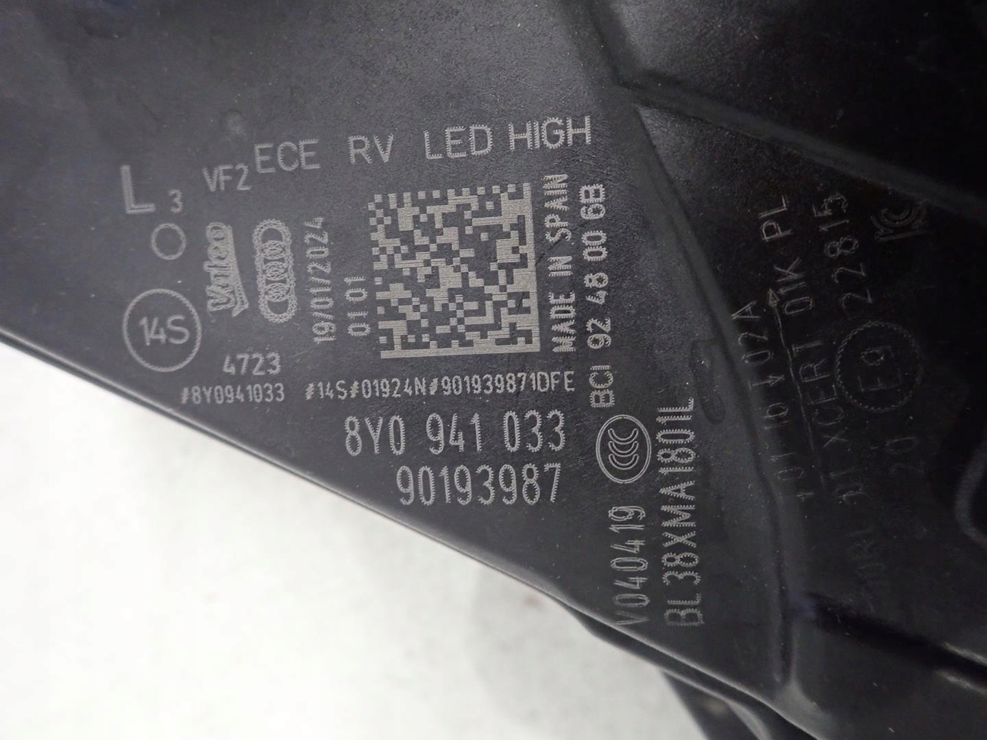 light front front left AUDI A3 2020- FULL LED 8Y0941033