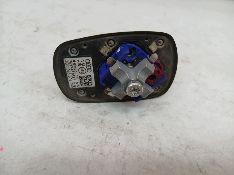 ANTENA dach RADIA AUDI A4 B8 4G0035503