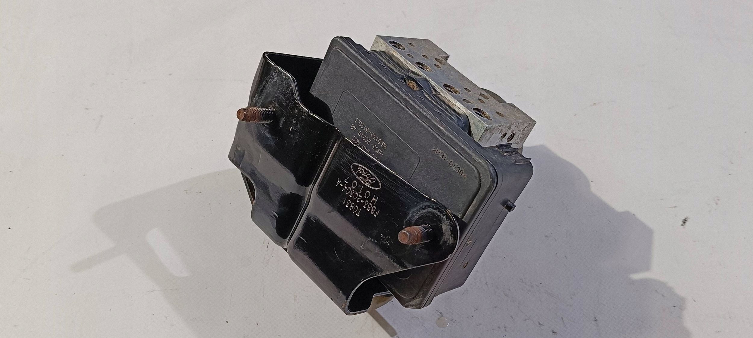 brake booster ABS control unit Ford Explorer V 2016-2019