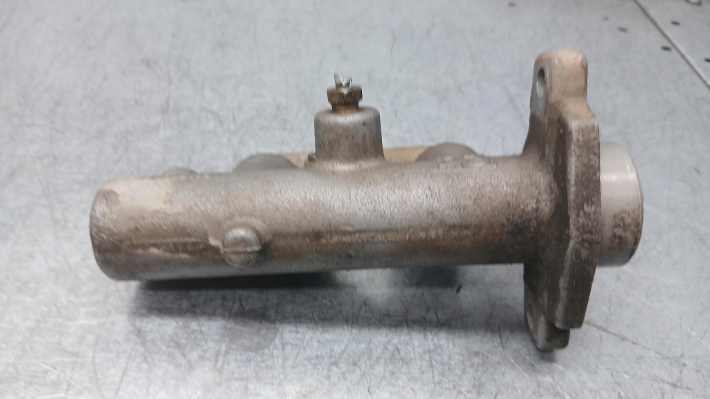 насос mitsubishi Space Star I 1.3b 98-02R 210271.99