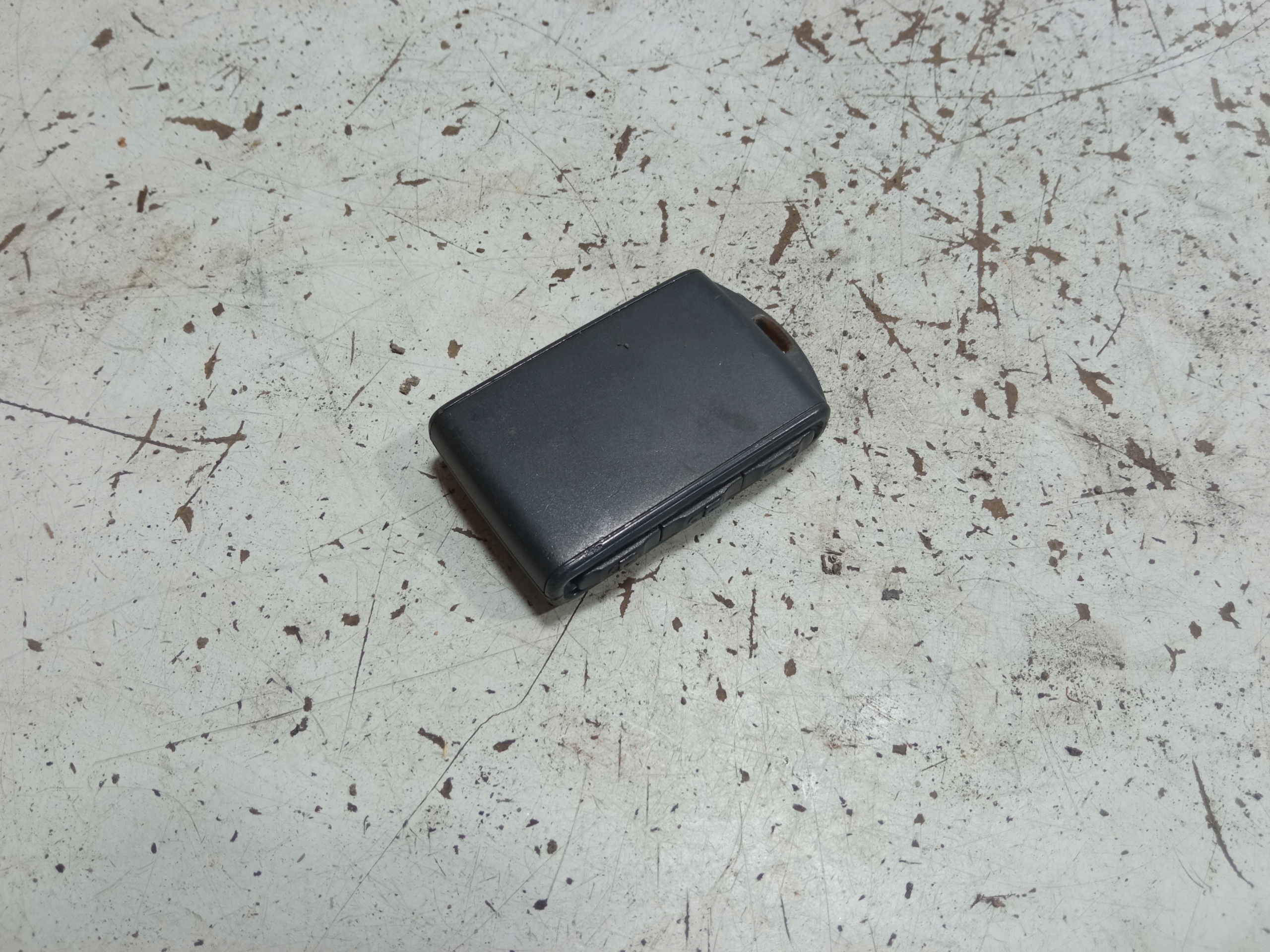 VOLVO V60 II KLUCZYK PILOT KEYLESS Typ samochodu 4x4/SUV Samochody dostawcze Samochody osobowe